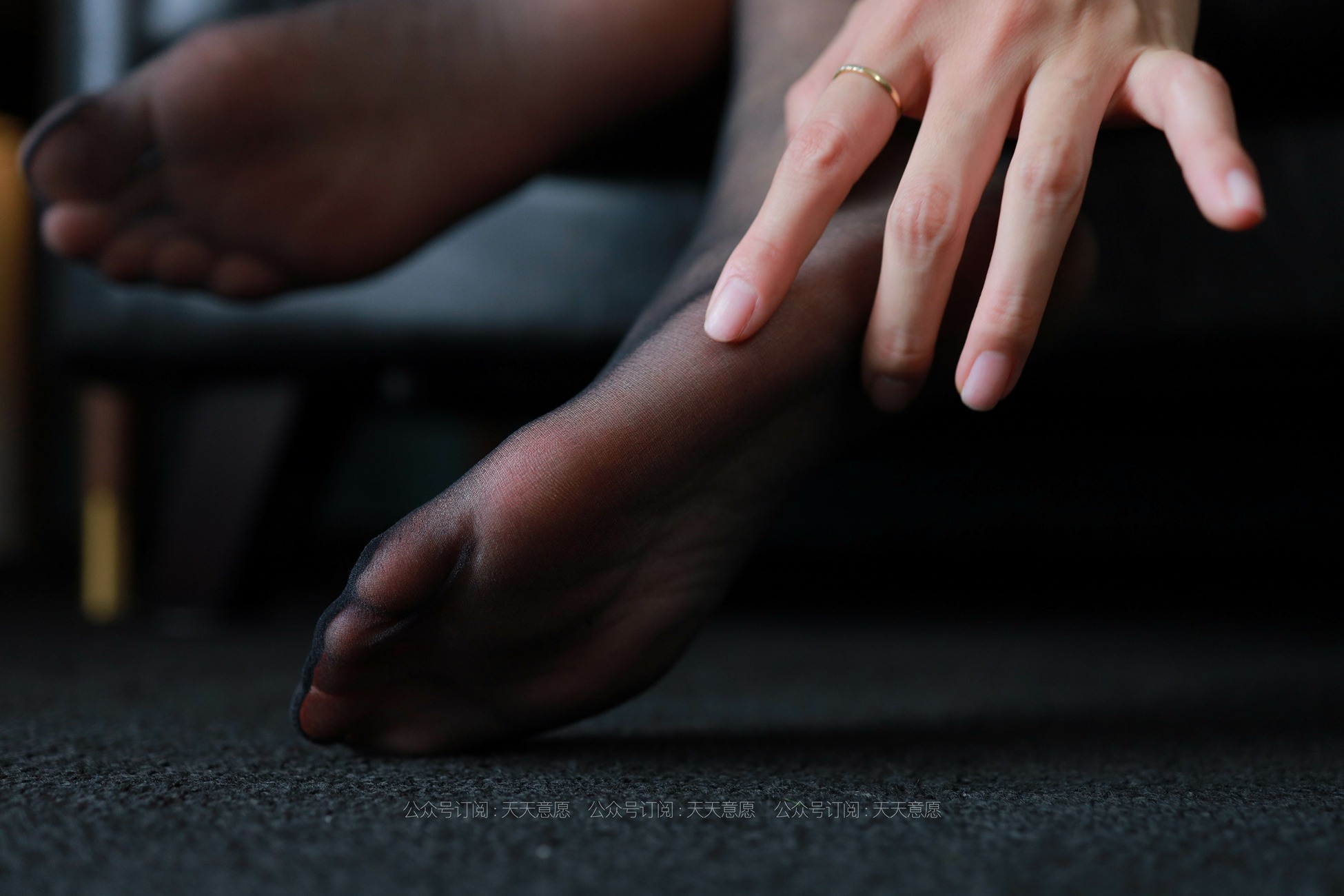 图片[74]-[IESS异思趣向] 耽丝 210513 语汐的沙发诱惑 [89P] – 速更版-美库