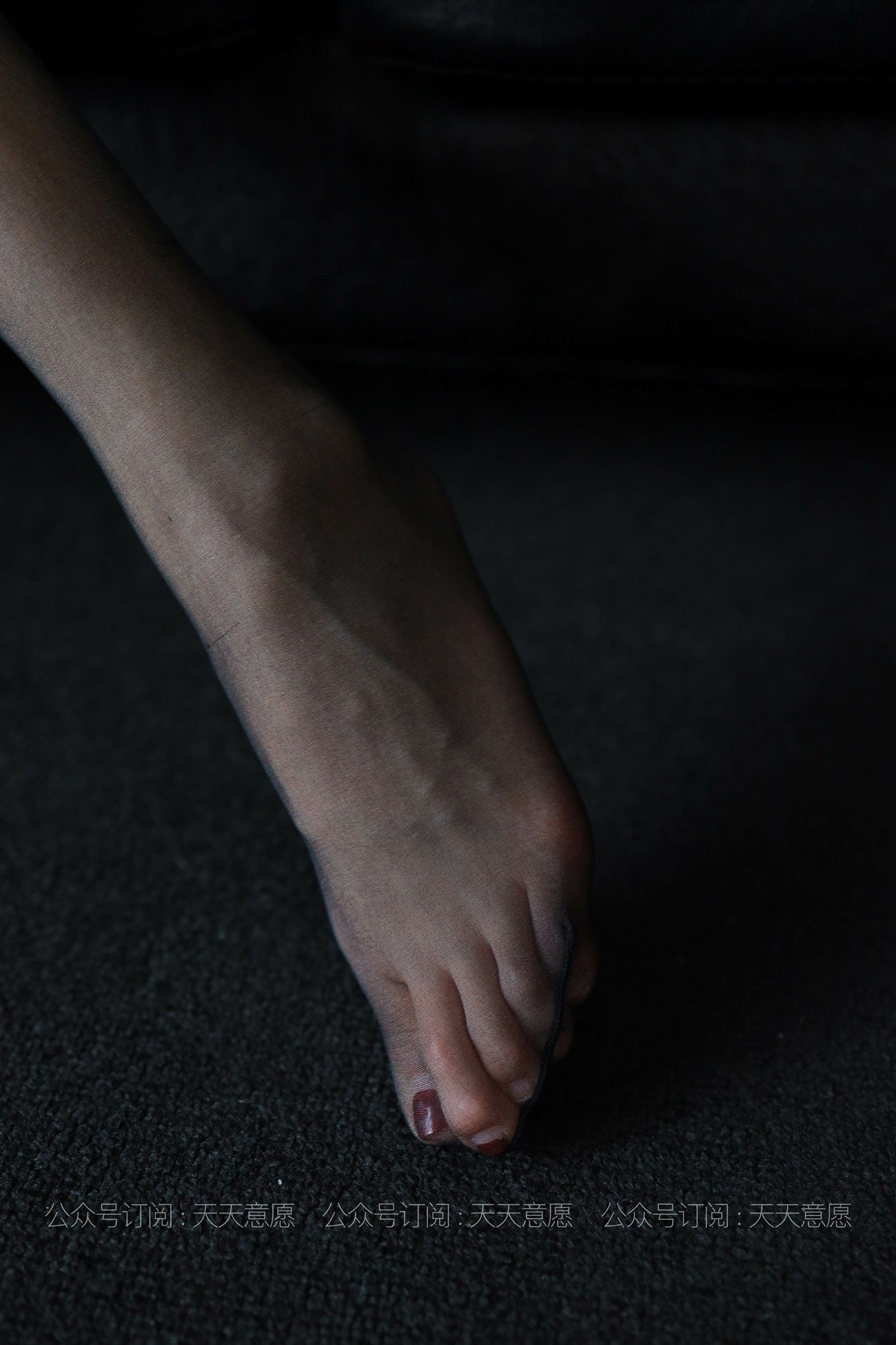 图片[85]-[IESS异思趣向] 耽丝 210513 语汐的沙发诱惑 [89P] – 速更版-美库