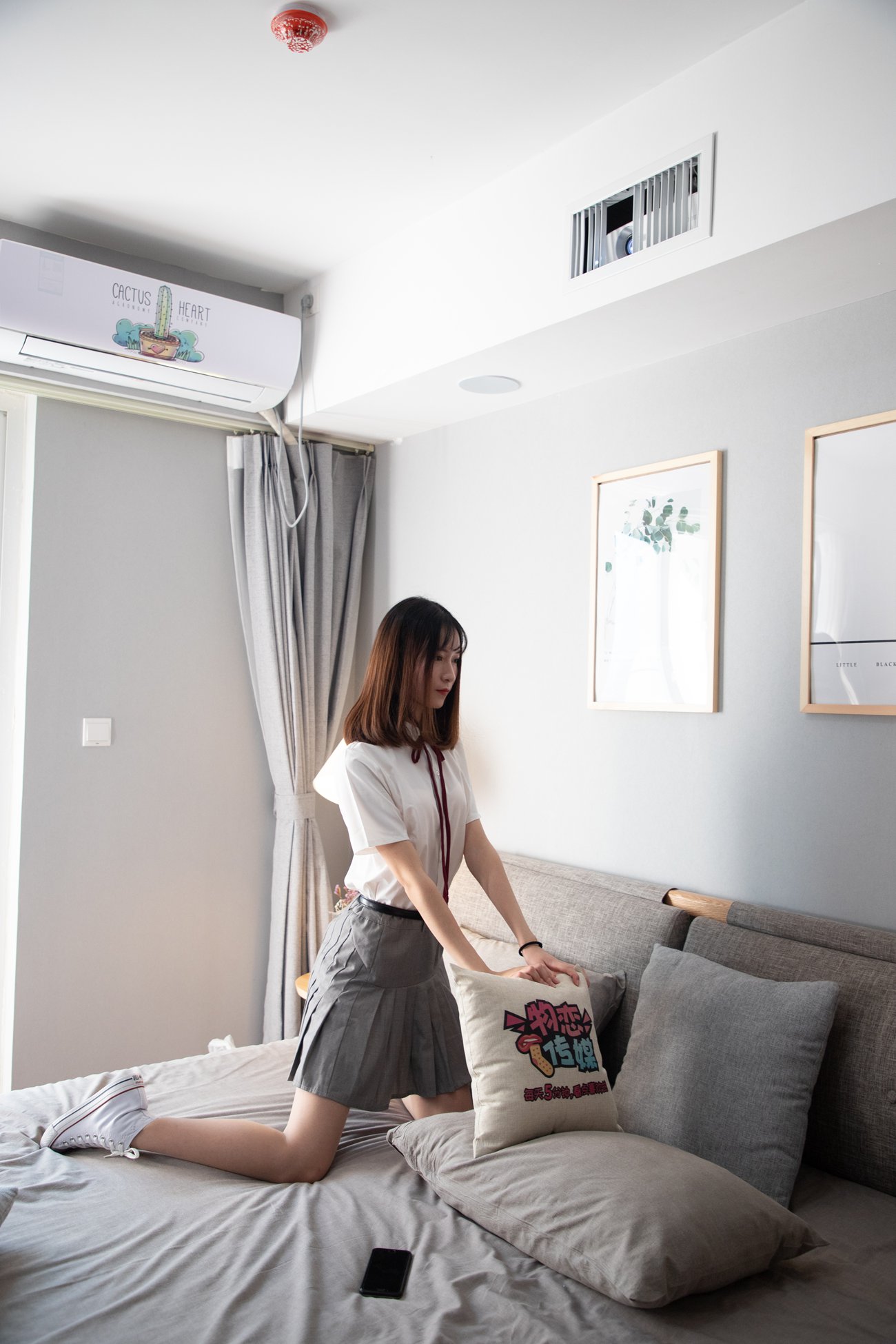 图片[44]-物恋传媒 No.088 猫耳-jk制服与船袜帆布鞋 [212P] – 速更版-美库