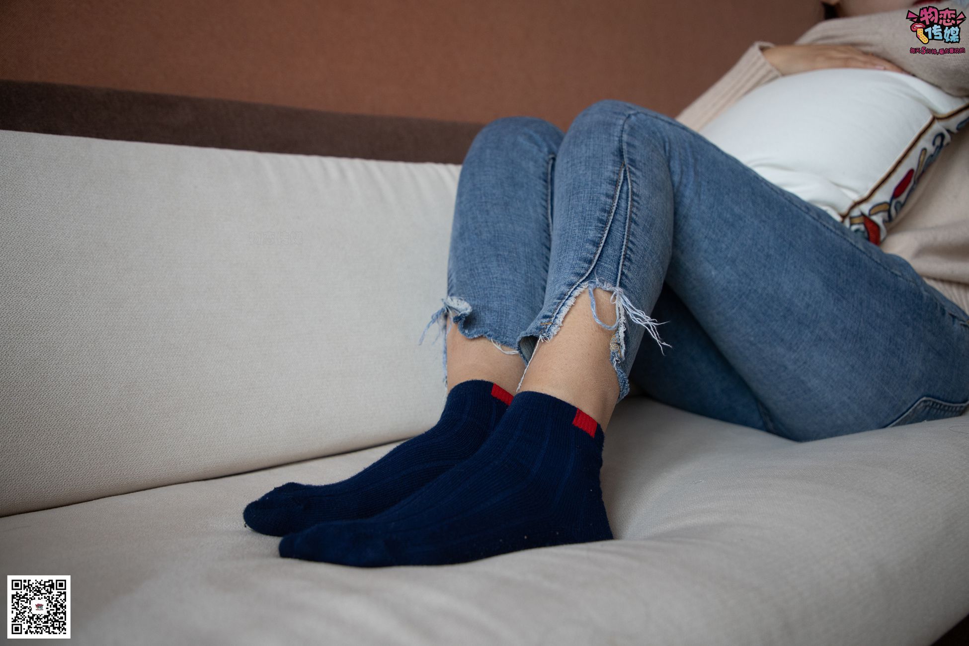 图片[50]-物恋传媒 No.087 刘心-可爱丸子头，可爱棉袜 [116P] – 速更版-美库