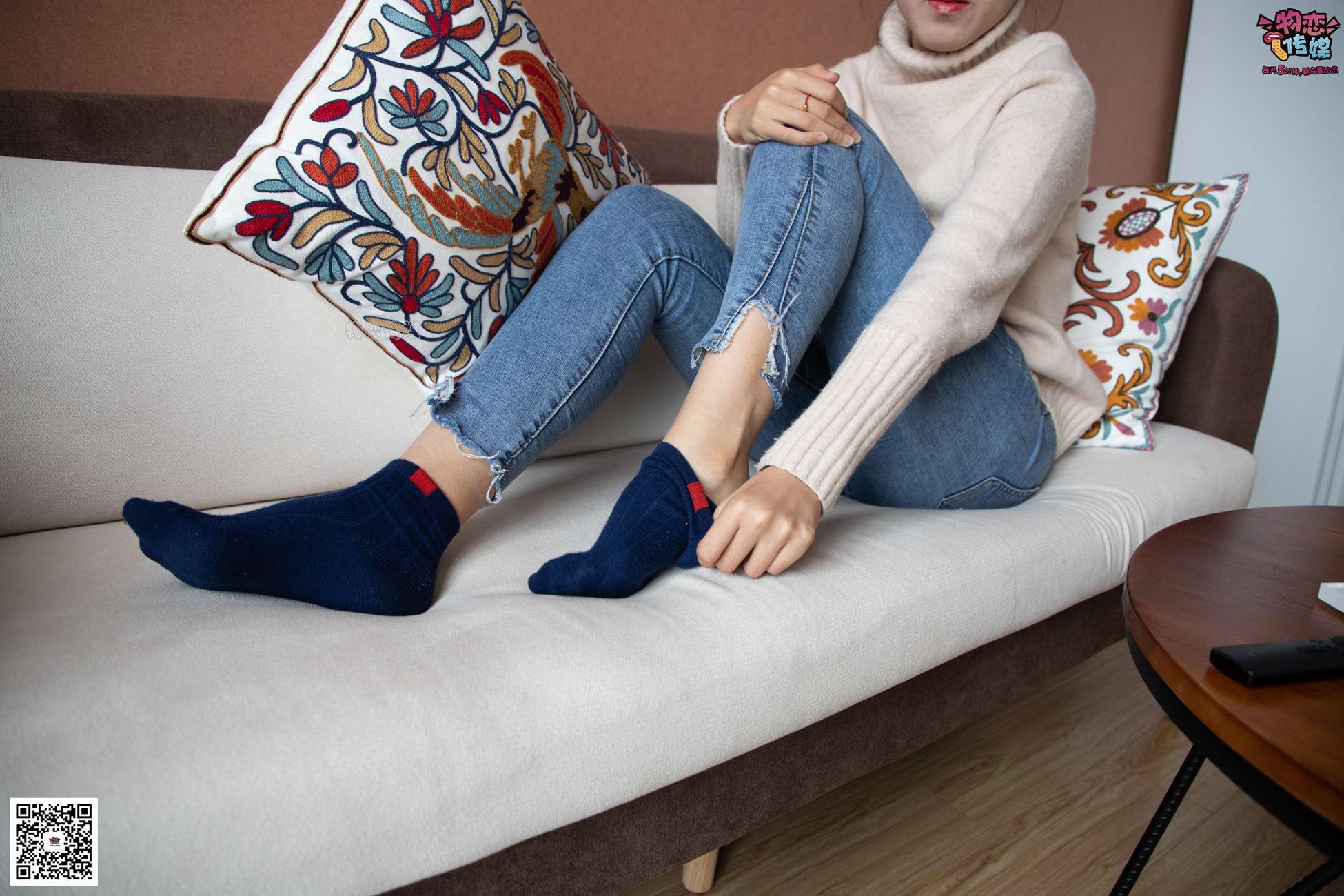 图片[56]-物恋传媒 No.087 刘心-可爱丸子头，可爱棉袜 [116P] – 速更版-美库