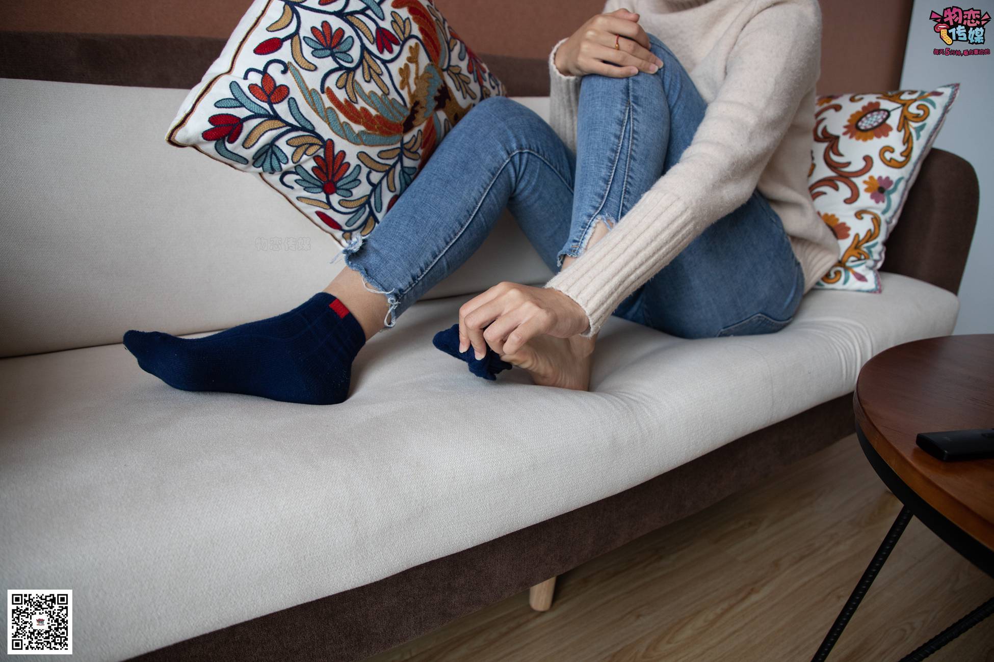 图片[63]-物恋传媒 No.087 刘心-可爱丸子头，可爱棉袜 [116P] – 速更版-美库