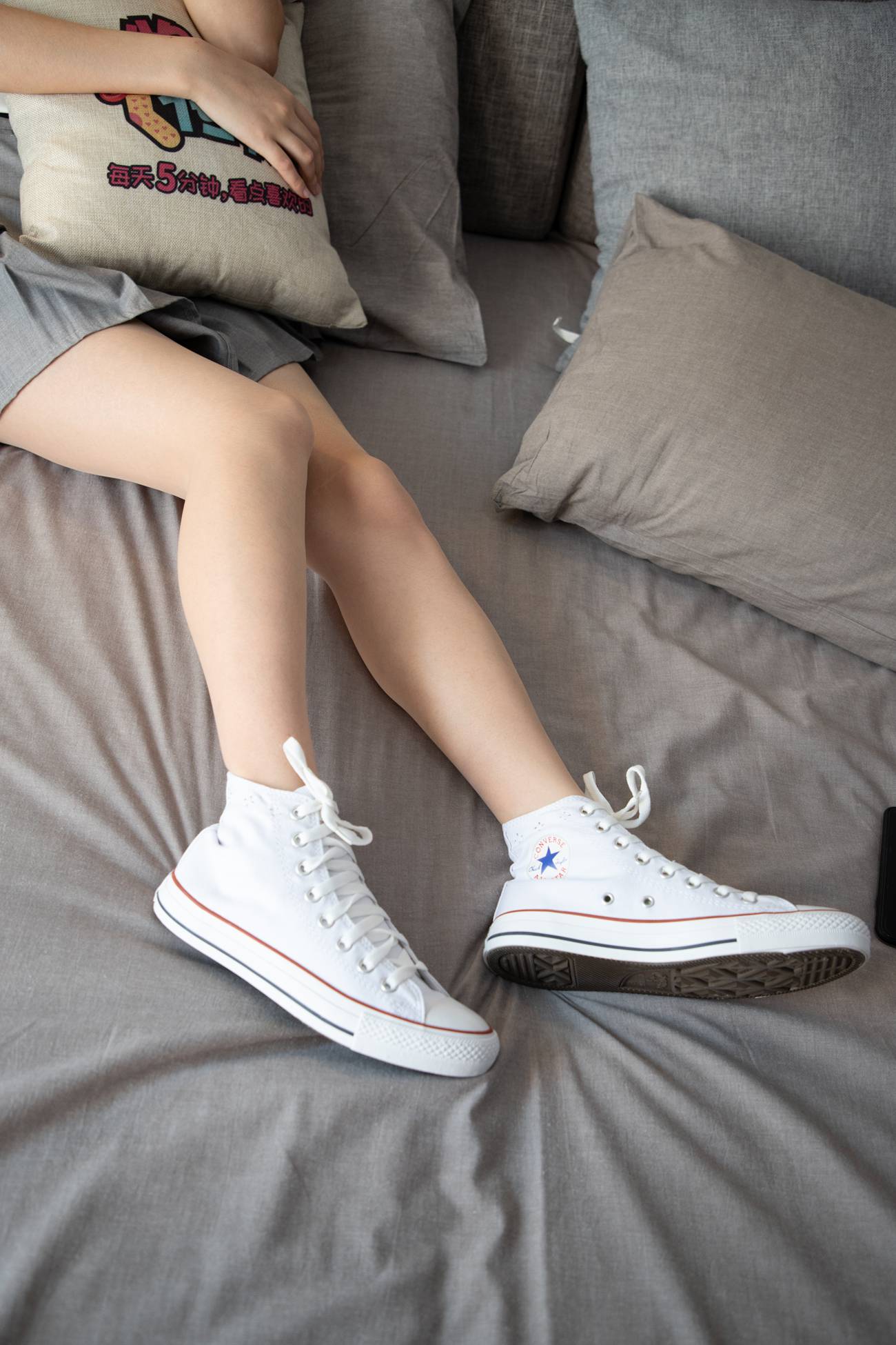 图片[68]-物恋传媒 No.088 猫耳-jk制服与船袜帆布鞋 [212P] – 速更版-美库