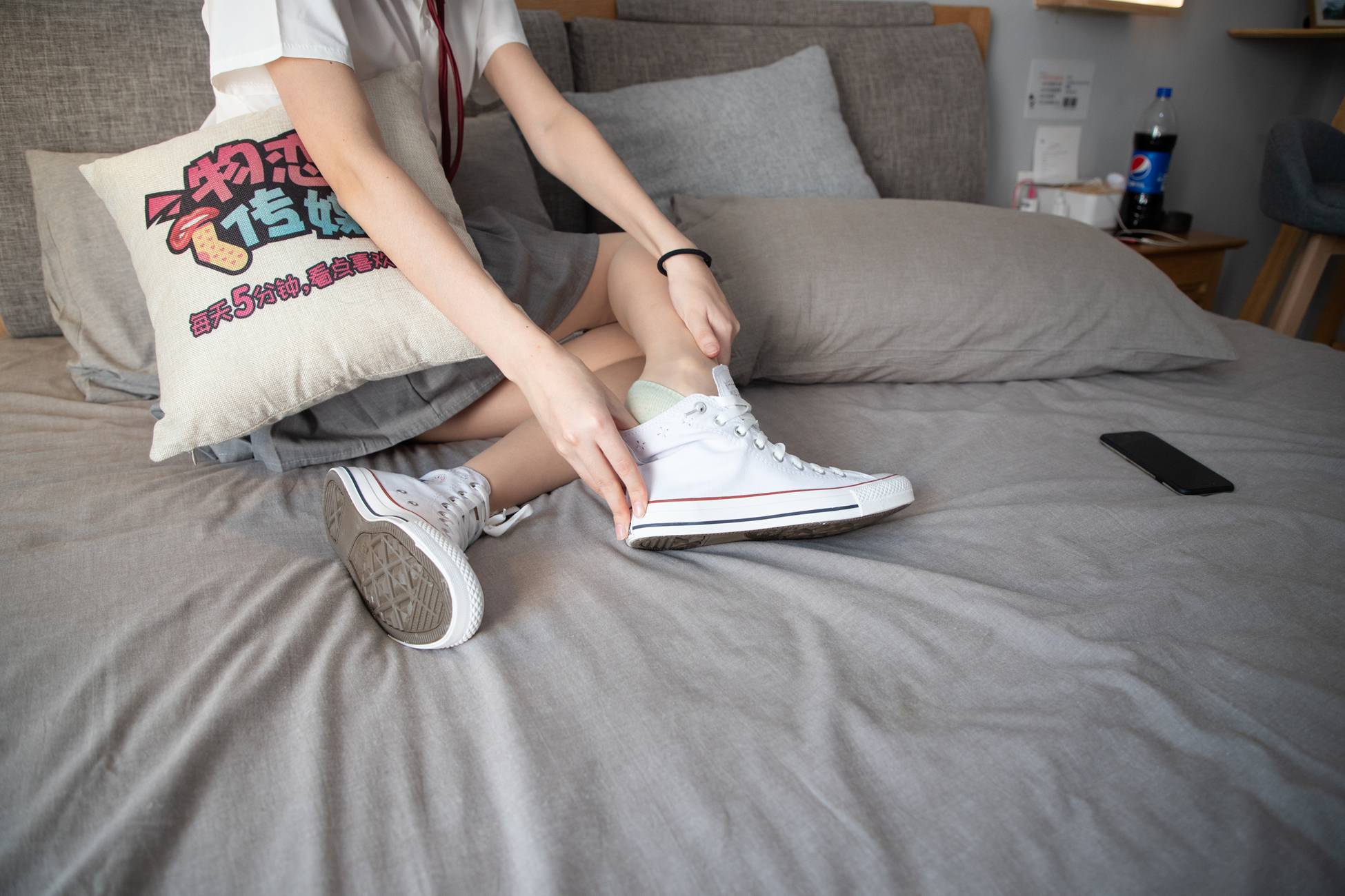 图片[86]-物恋传媒 No.088 猫耳-jk制服与船袜帆布鞋 [212P] – 速更版-美库