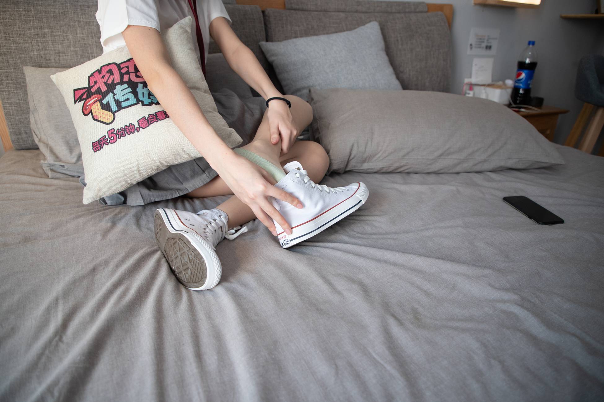 图片[87]-物恋传媒 No.088 猫耳-jk制服与船袜帆布鞋 [212P] – 速更版-美库