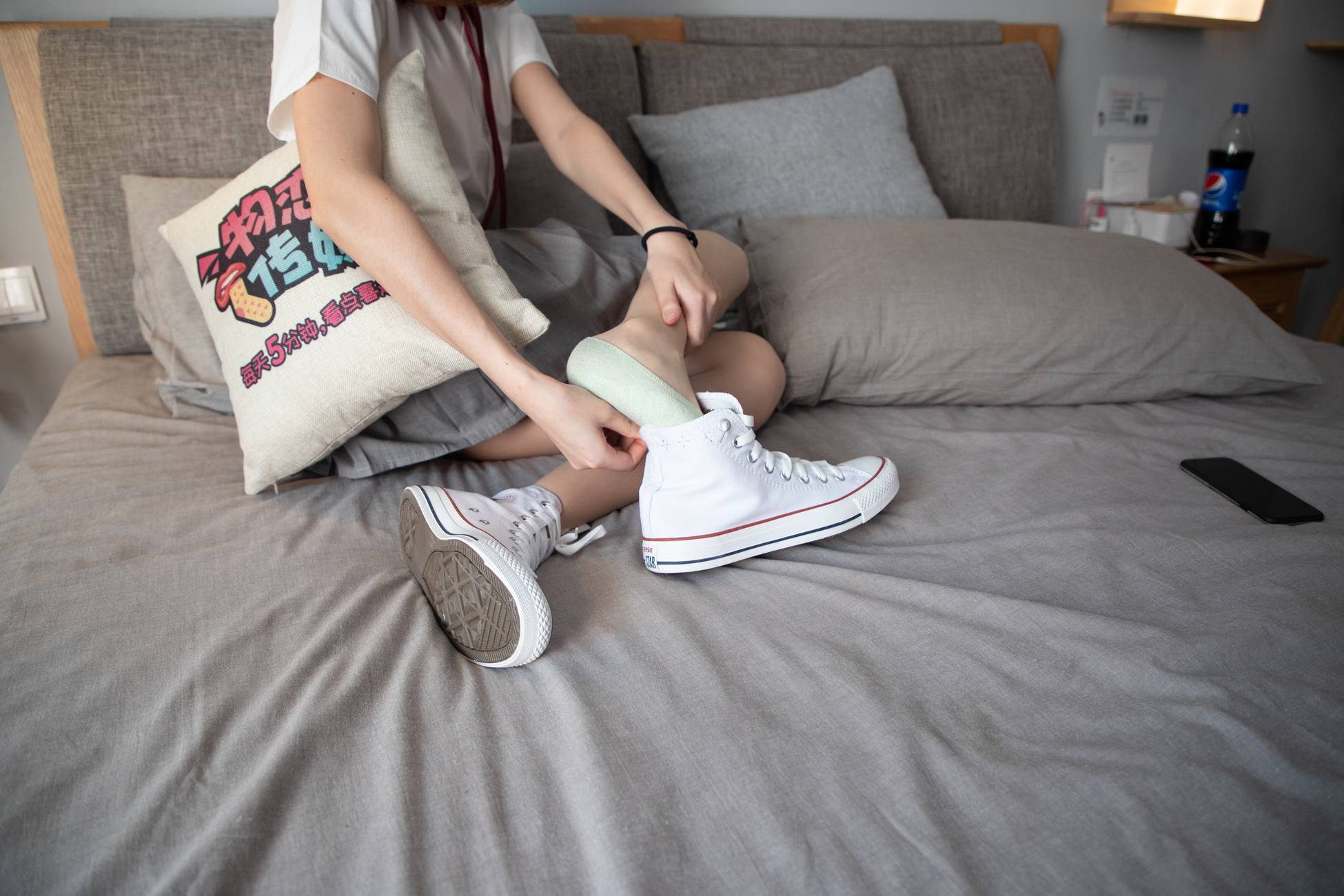 图片[88]-物恋传媒 No.088 猫耳-jk制服与船袜帆布鞋 [212P] – 速更版-美库