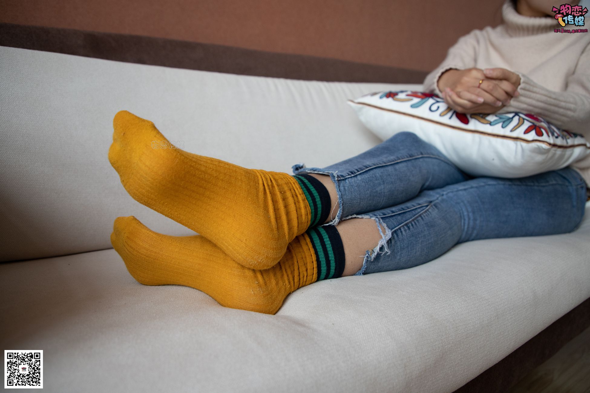 图片[102]-物恋传媒 No.087 刘心-可爱丸子头，可爱棉袜 [116P] – 速更版-美库