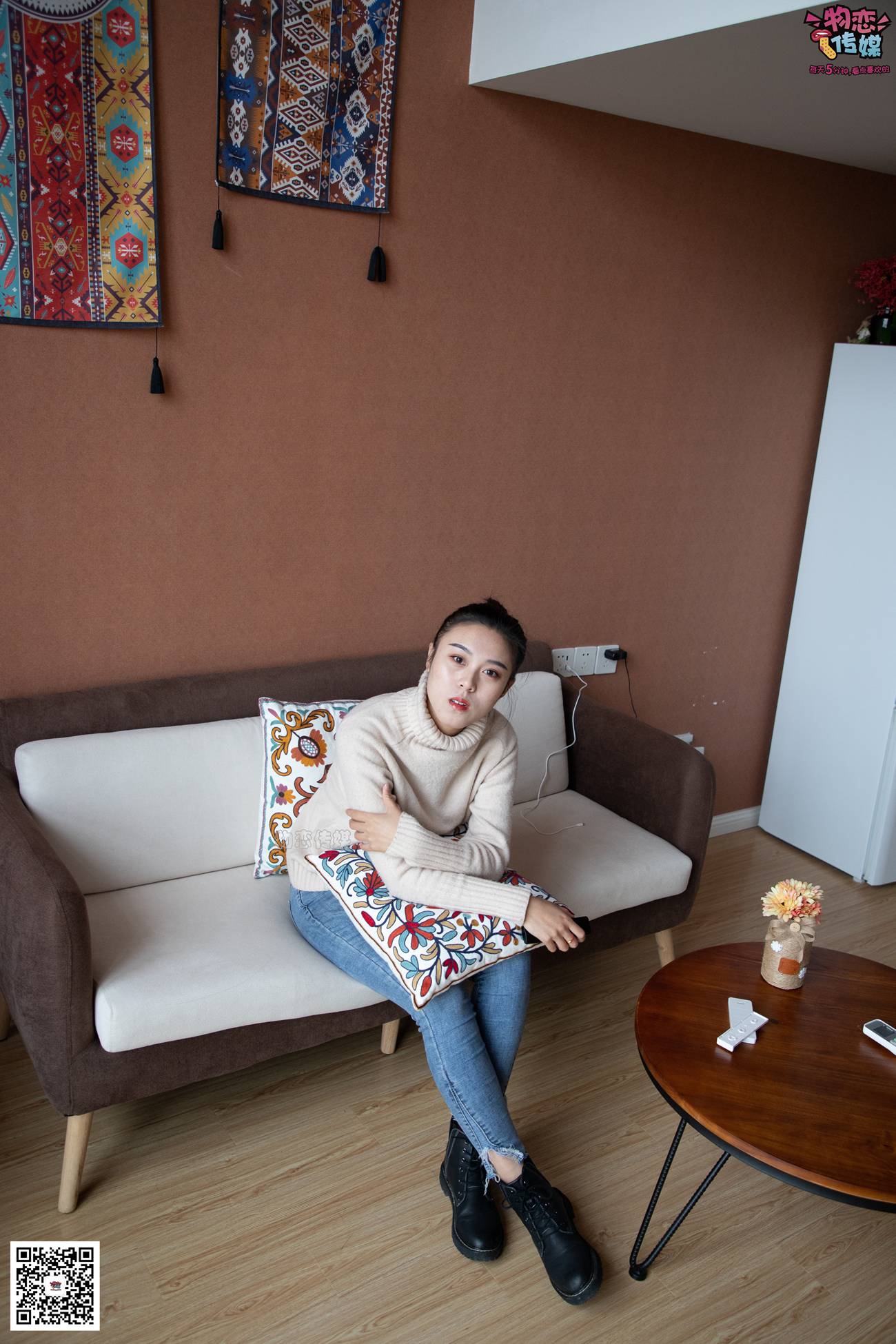 图片[111]-物恋传媒 No.087 刘心-可爱丸子头，可爱棉袜 [116P] – 速更版-美库