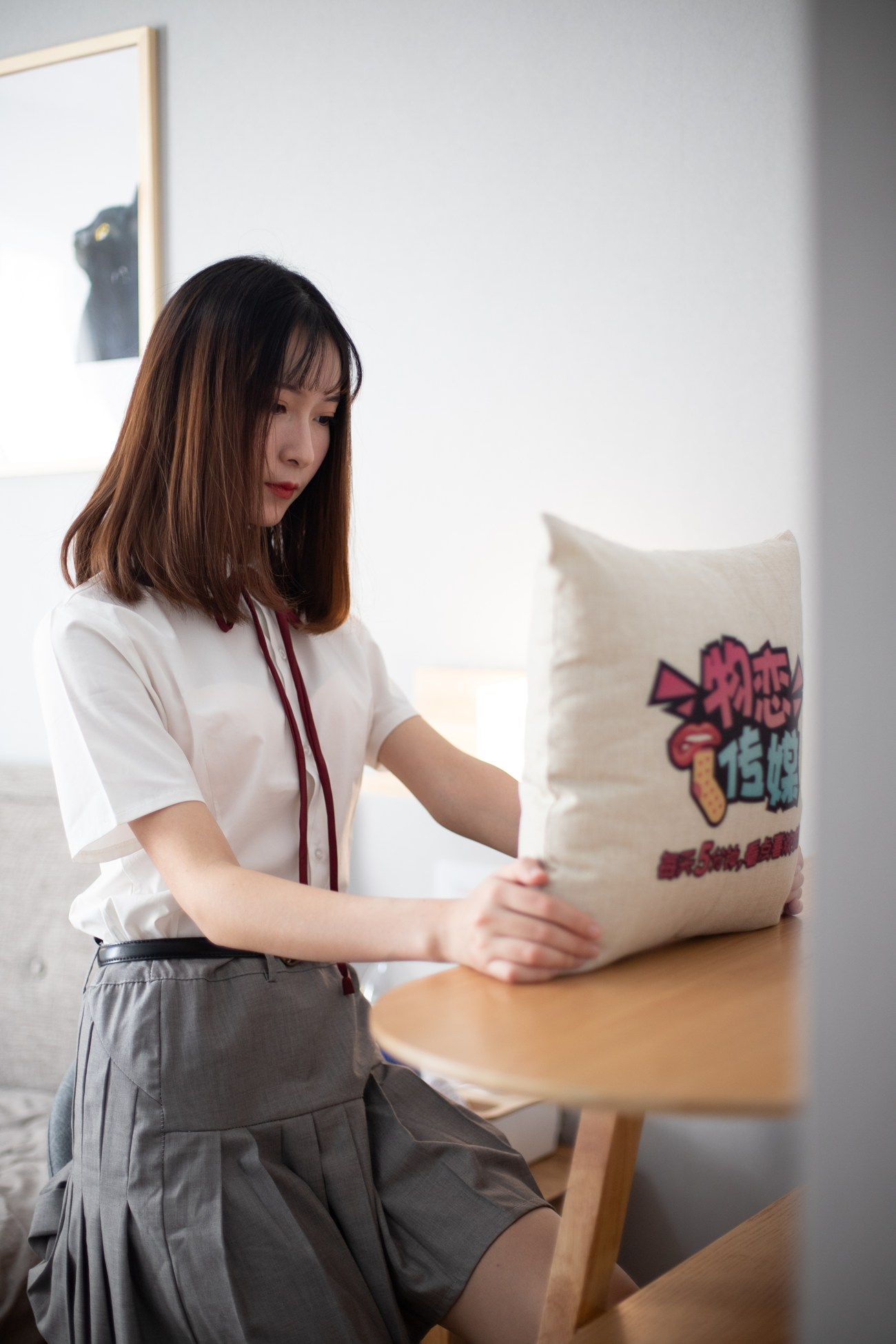 图片[207]-物恋传媒 No.088 猫耳-jk制服与船袜帆布鞋 [212P] – 速更版-美库