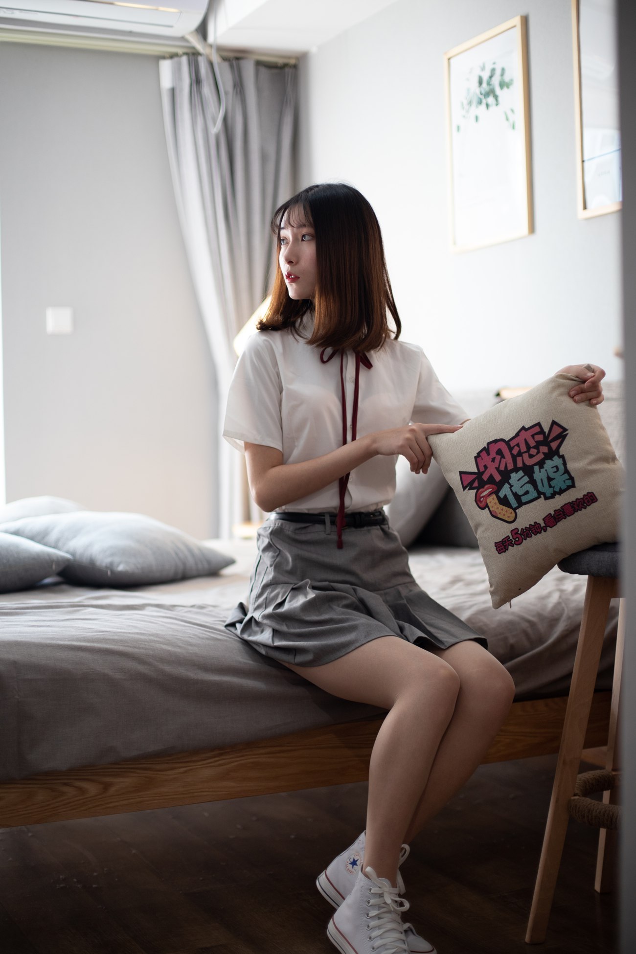 图片[214]-物恋传媒 No.088 猫耳-jk制服与船袜帆布鞋 [212P] – 速更版-美库