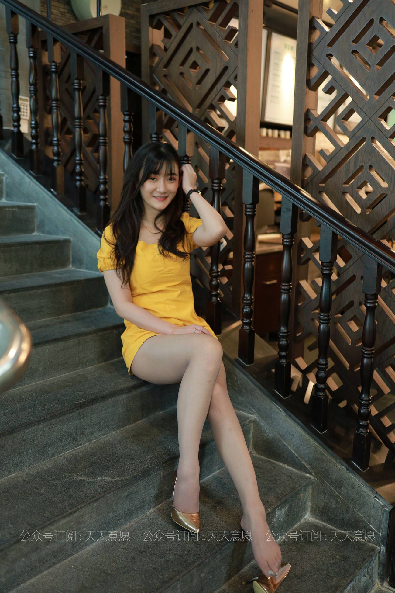 图片[74]-[IESS异思趣向] 耽丝 210518 秋秋的黄色超短裙 [82P] – 速更版-美库