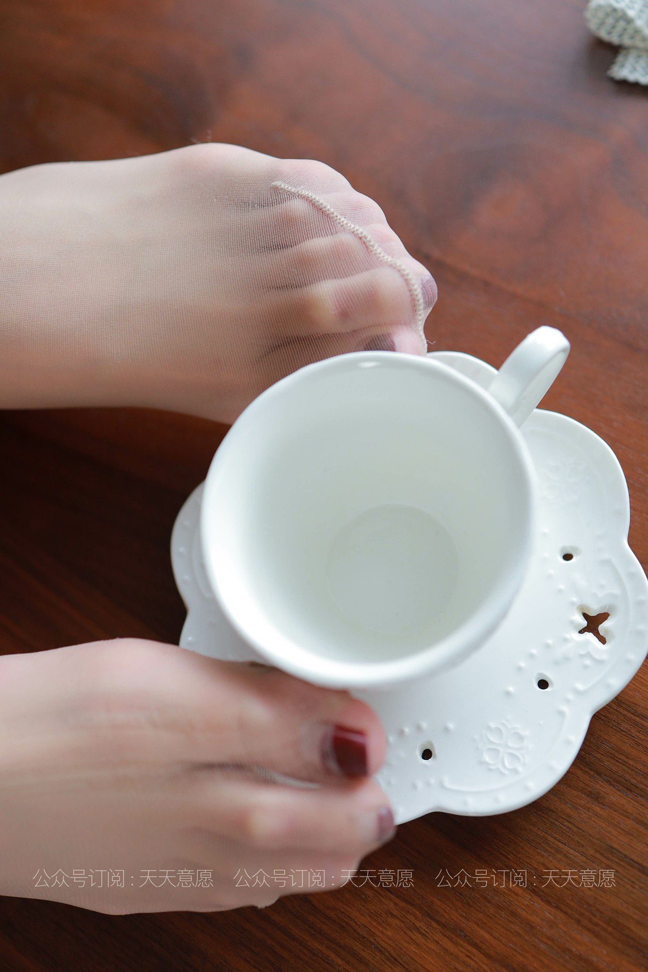 图片[28]-[IESS异思趣向] 耽丝 210521 羽西的肉丝职业装 [90P] – 速更版-美库