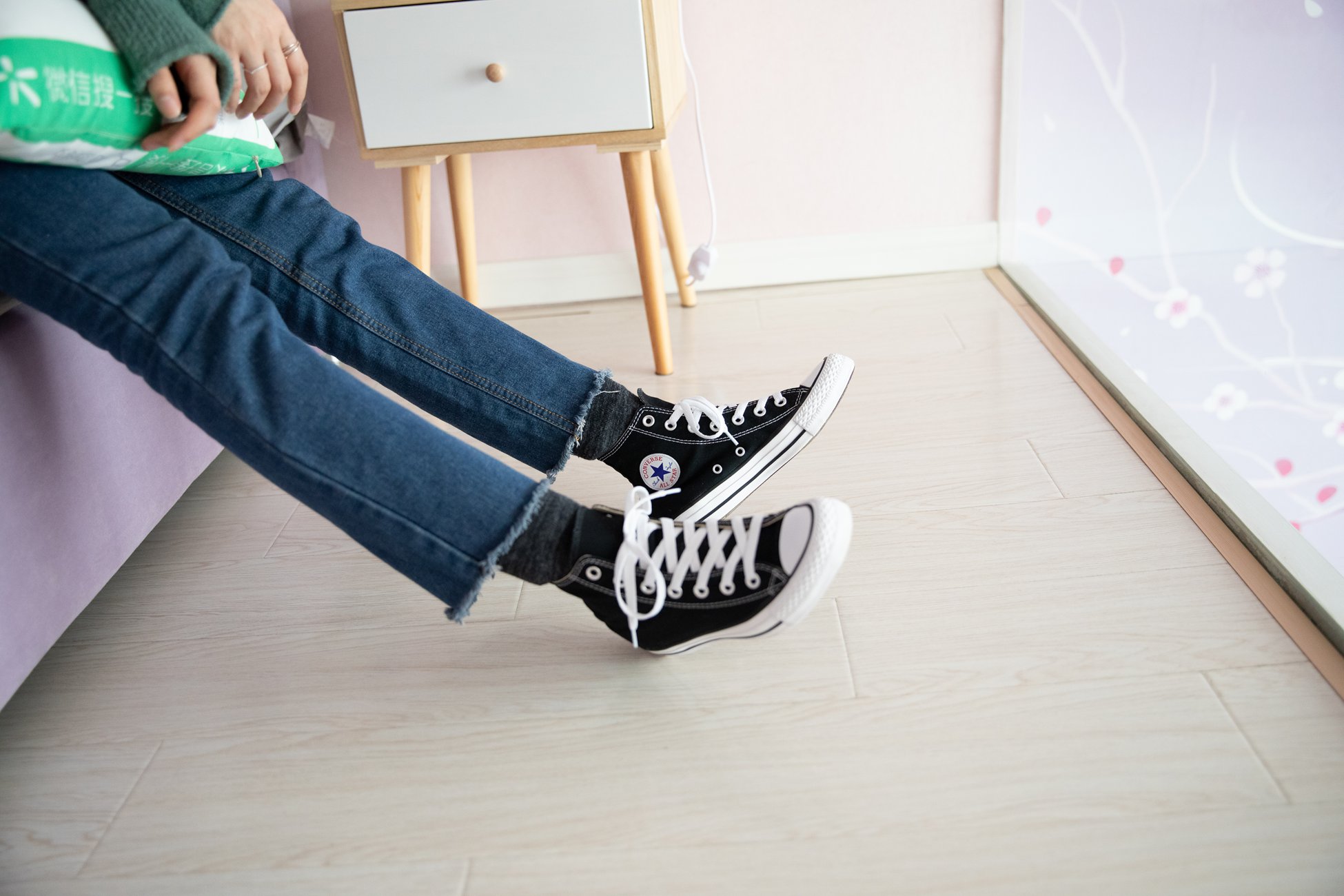 图片[18]-物恋传媒 No.093 落落-喂，放学以后学校对面奶茶店等你 [180P] – 速更版-美库