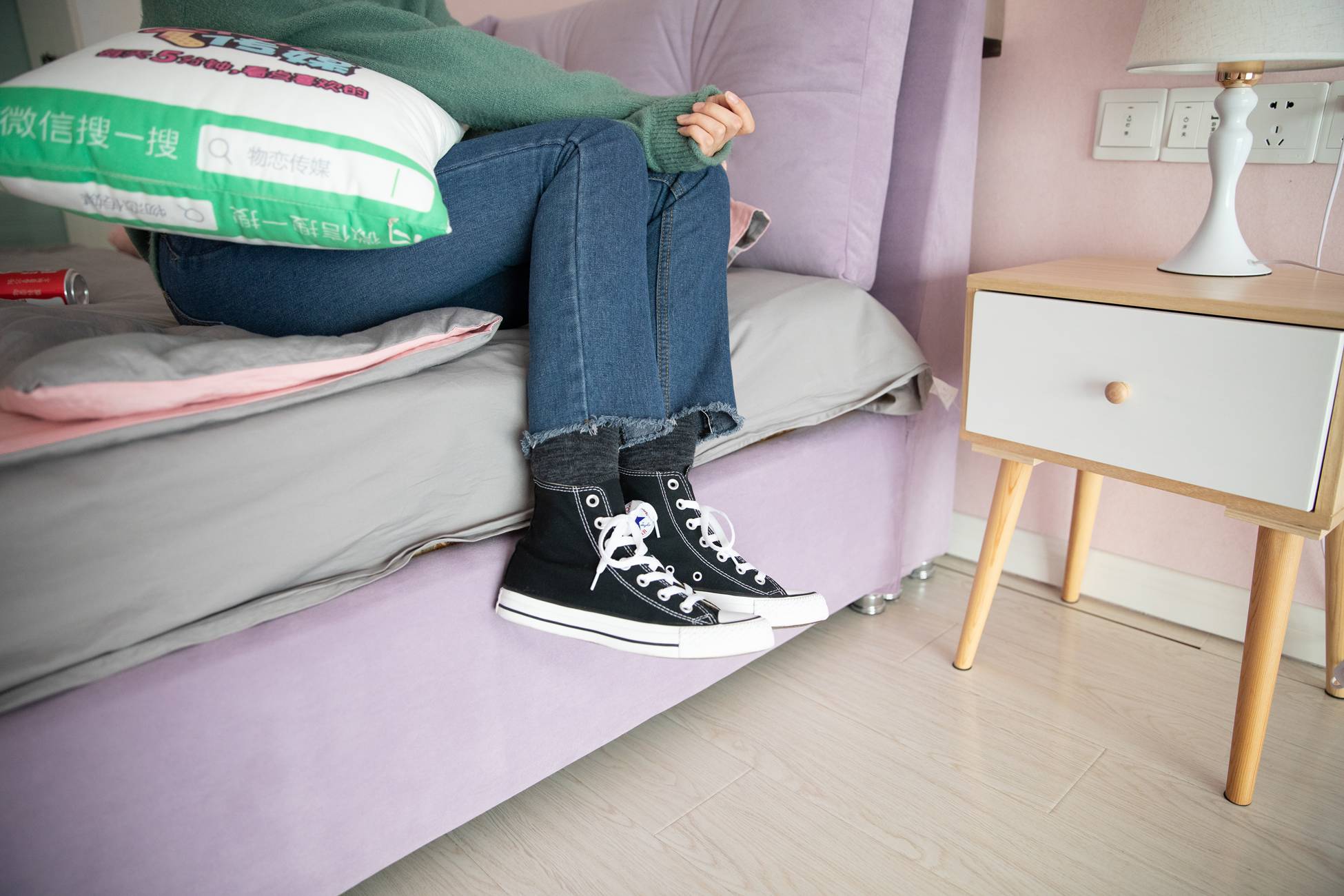 图片[23]-物恋传媒 No.093 落落-喂，放学以后学校对面奶茶店等你 [180P] – 速更版-美库