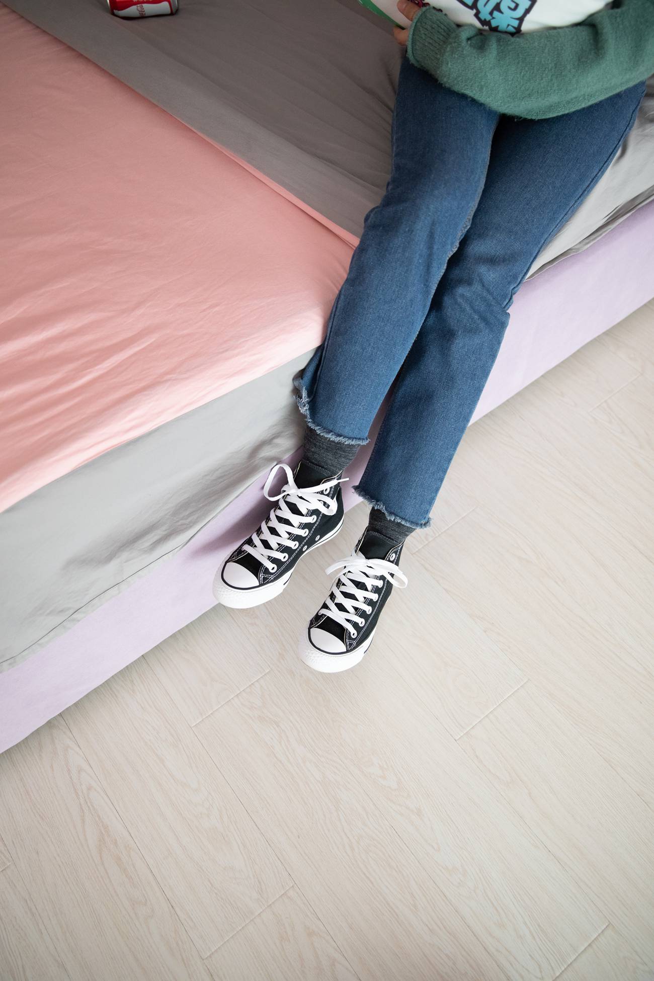 图片[29]-物恋传媒 No.093 落落-喂，放学以后学校对面奶茶店等你 [180P] – 速更版-美库