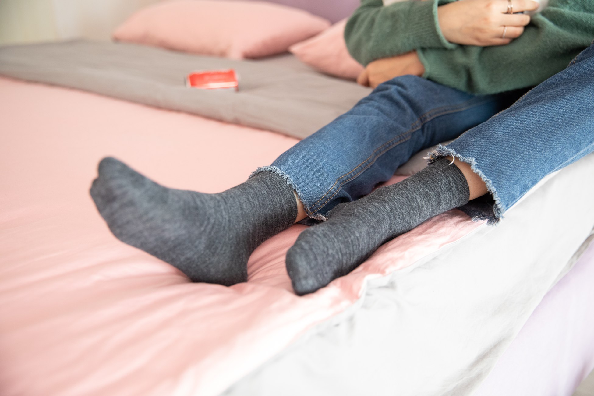 图片[61]-物恋传媒 No.093 落落-喂，放学以后学校对面奶茶店等你 [180P] – 速更版-美库