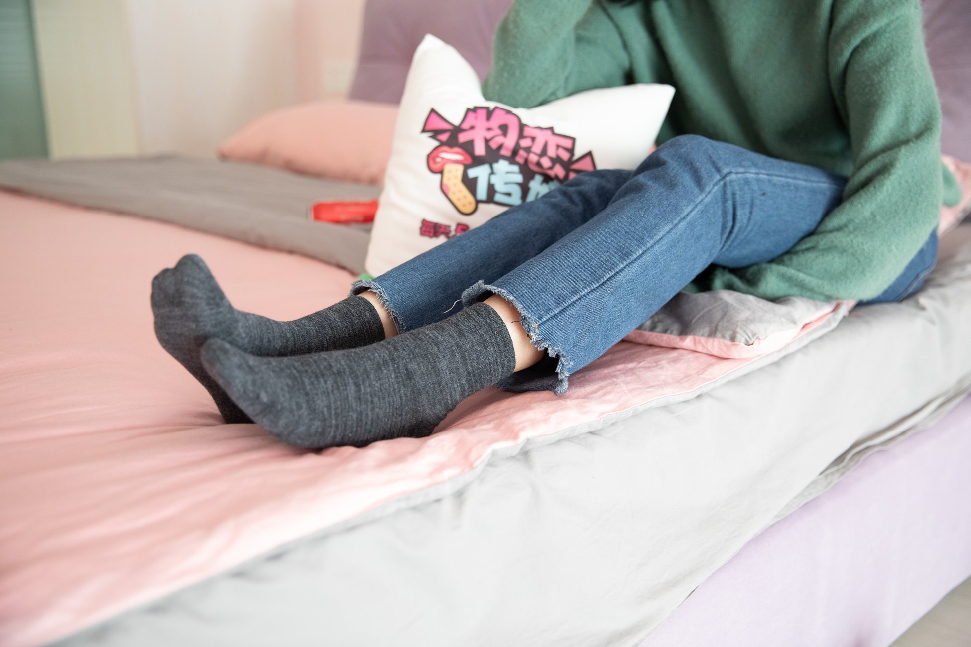 图片[69]-物恋传媒 No.093 落落-喂，放学以后学校对面奶茶店等你 [180P] – 速更版-美库