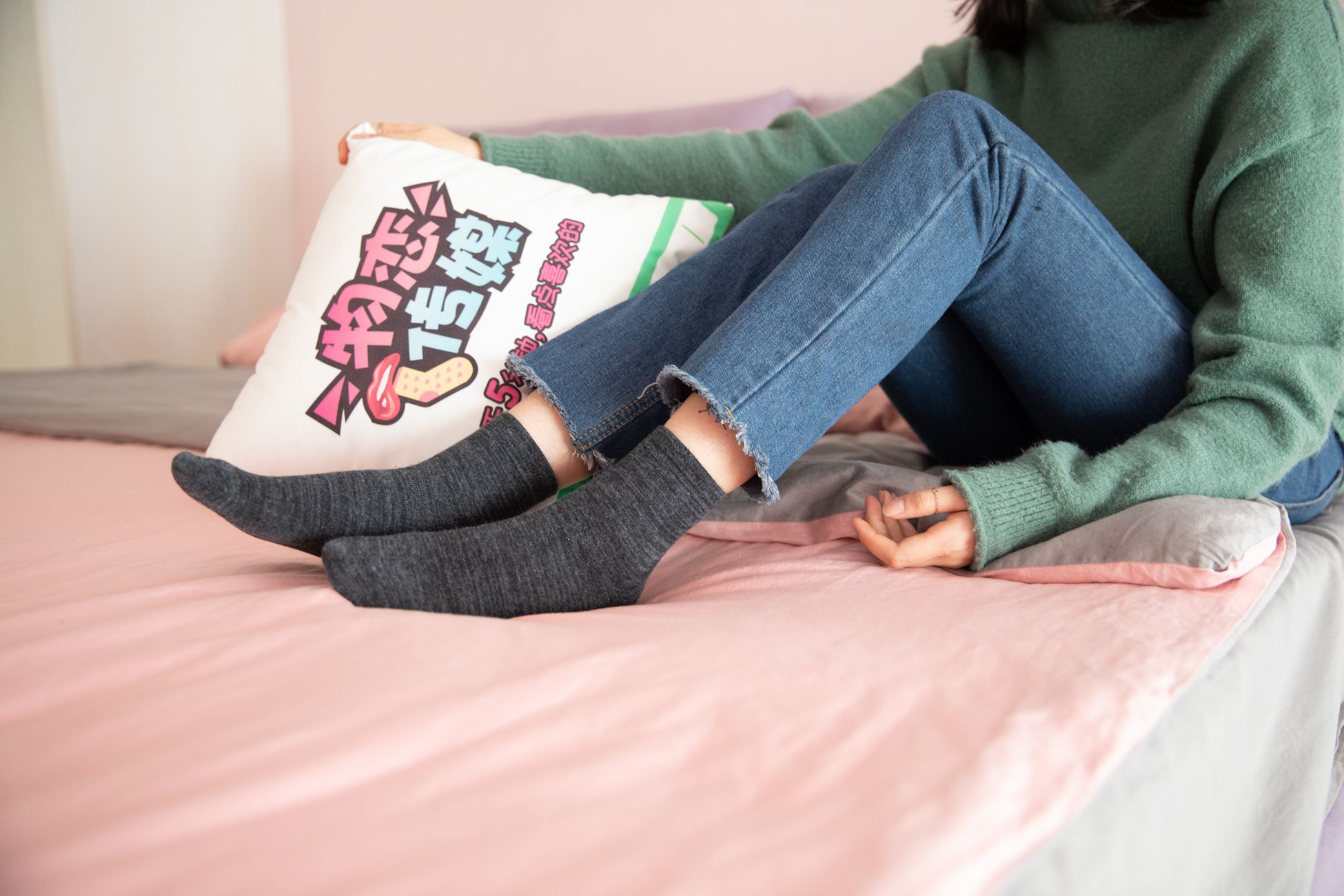 图片[82]-物恋传媒 No.093 落落-喂，放学以后学校对面奶茶店等你 [180P] – 速更版-美库