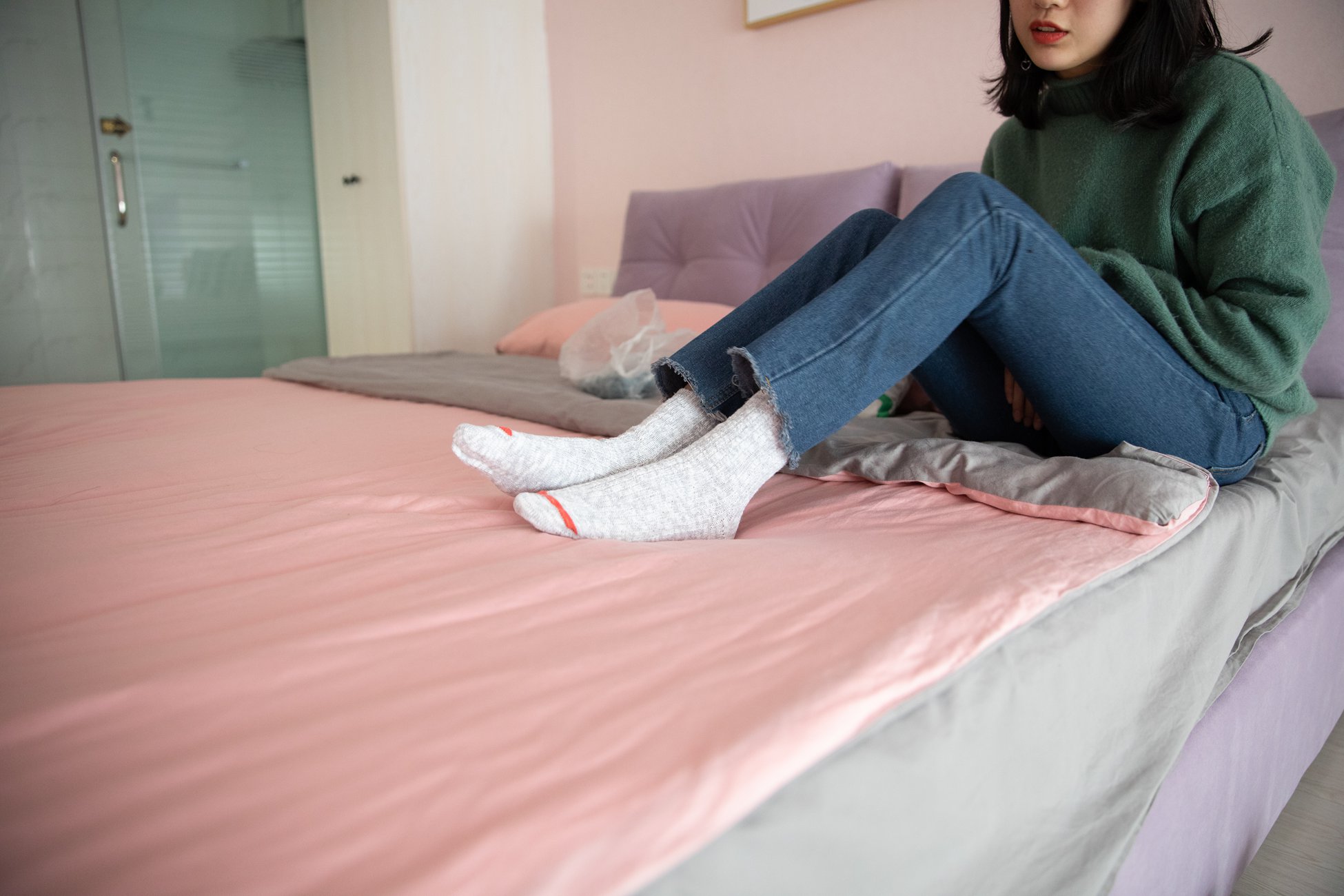 图片[124]-物恋传媒 No.093 落落-喂，放学以后学校对面奶茶店等你 [180P] – 速更版-美库