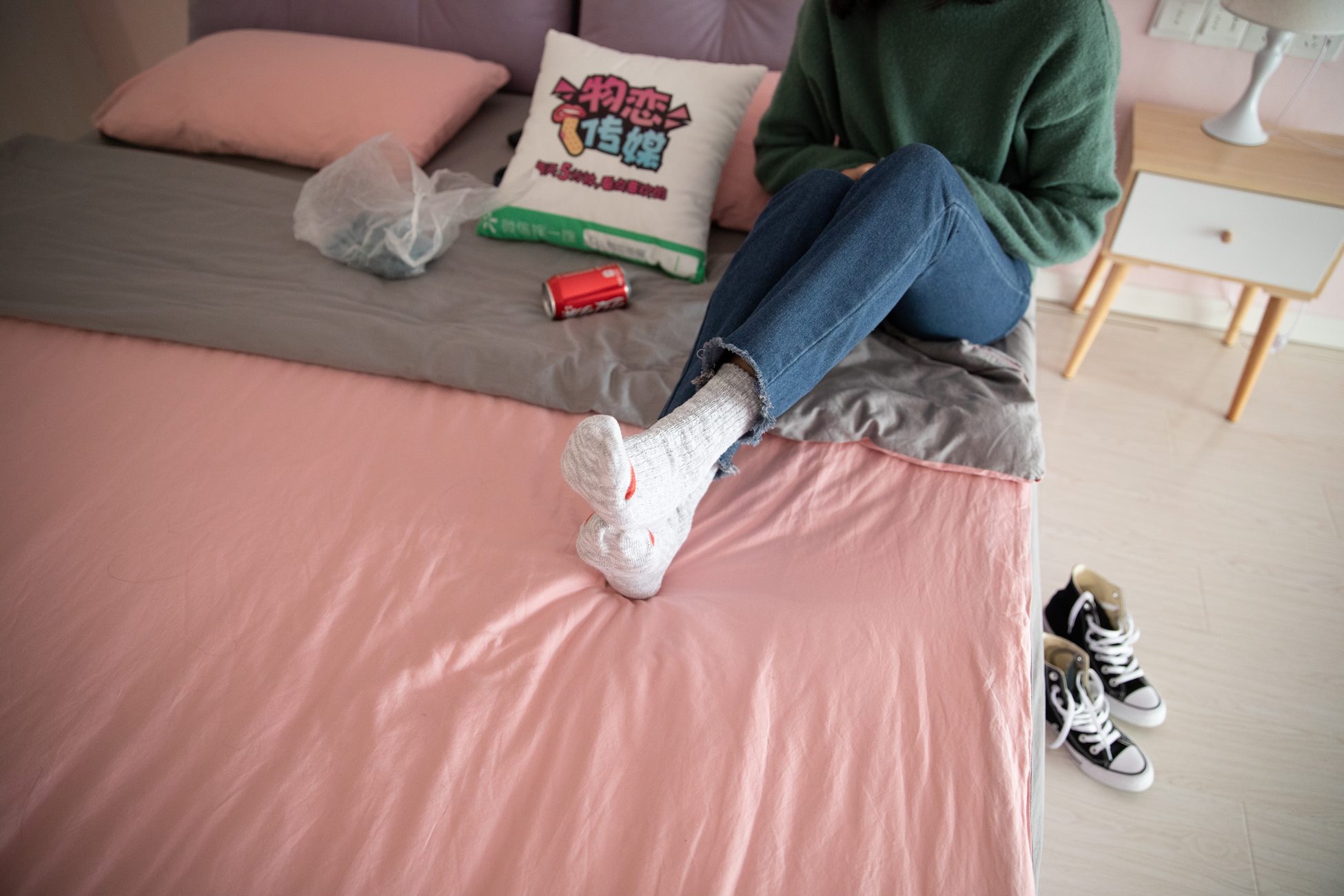 图片[125]-物恋传媒 No.093 落落-喂，放学以后学校对面奶茶店等你 [180P] – 速更版-美库