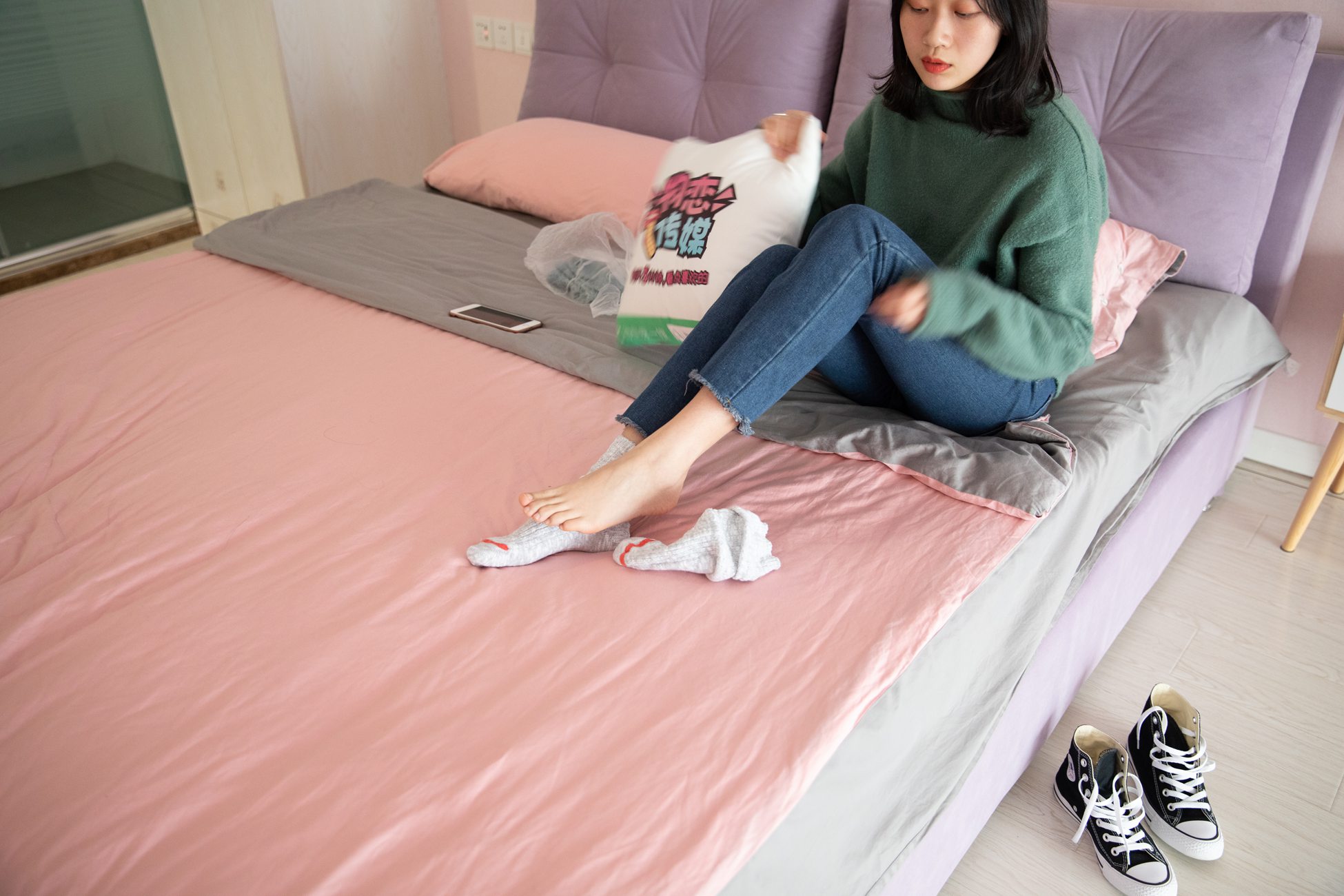 图片[144]-物恋传媒 No.093 落落-喂，放学以后学校对面奶茶店等你 [180P] – 速更版-美库