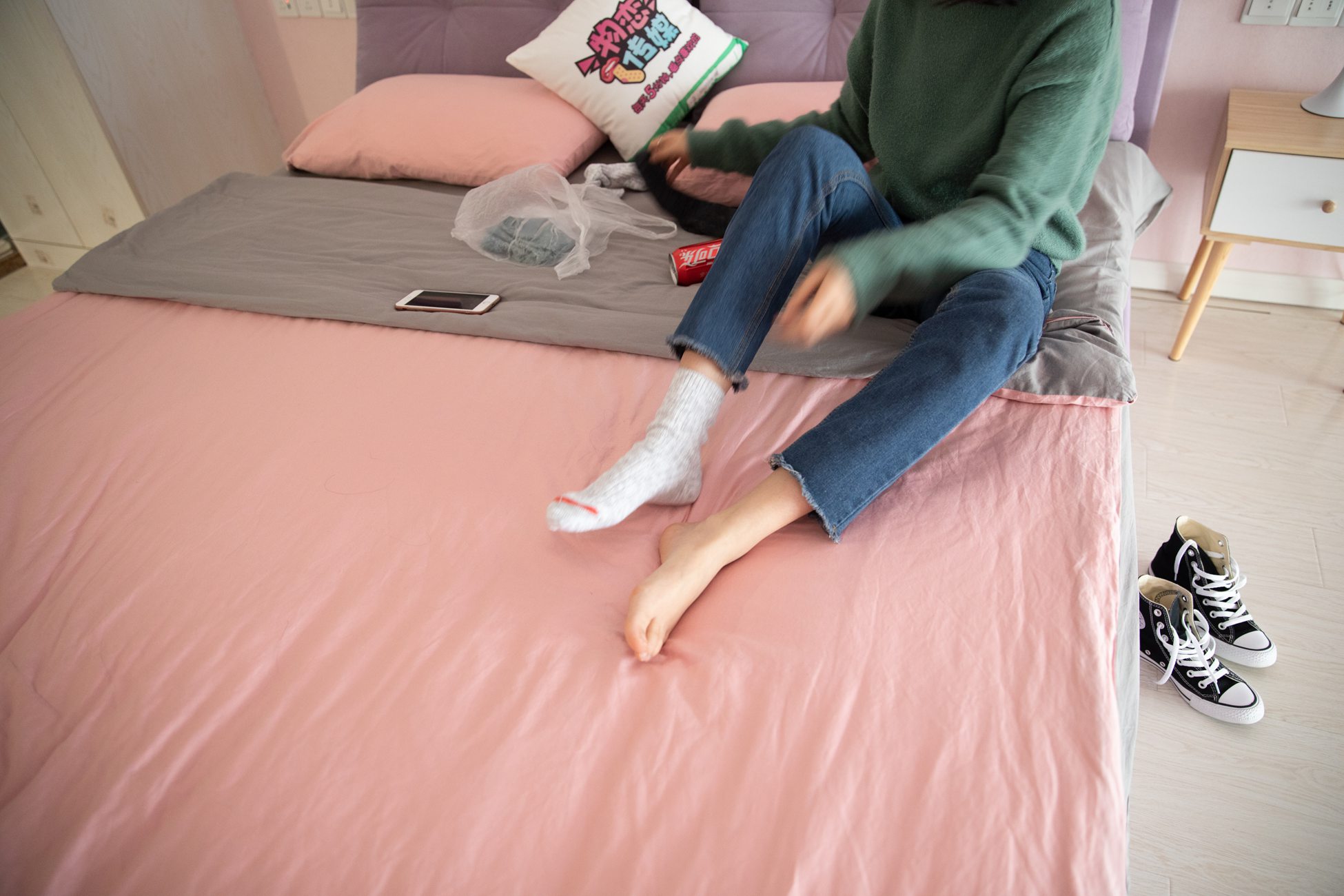 图片[161]-物恋传媒 No.093 落落-喂，放学以后学校对面奶茶店等你 [180P] – 速更版-美库