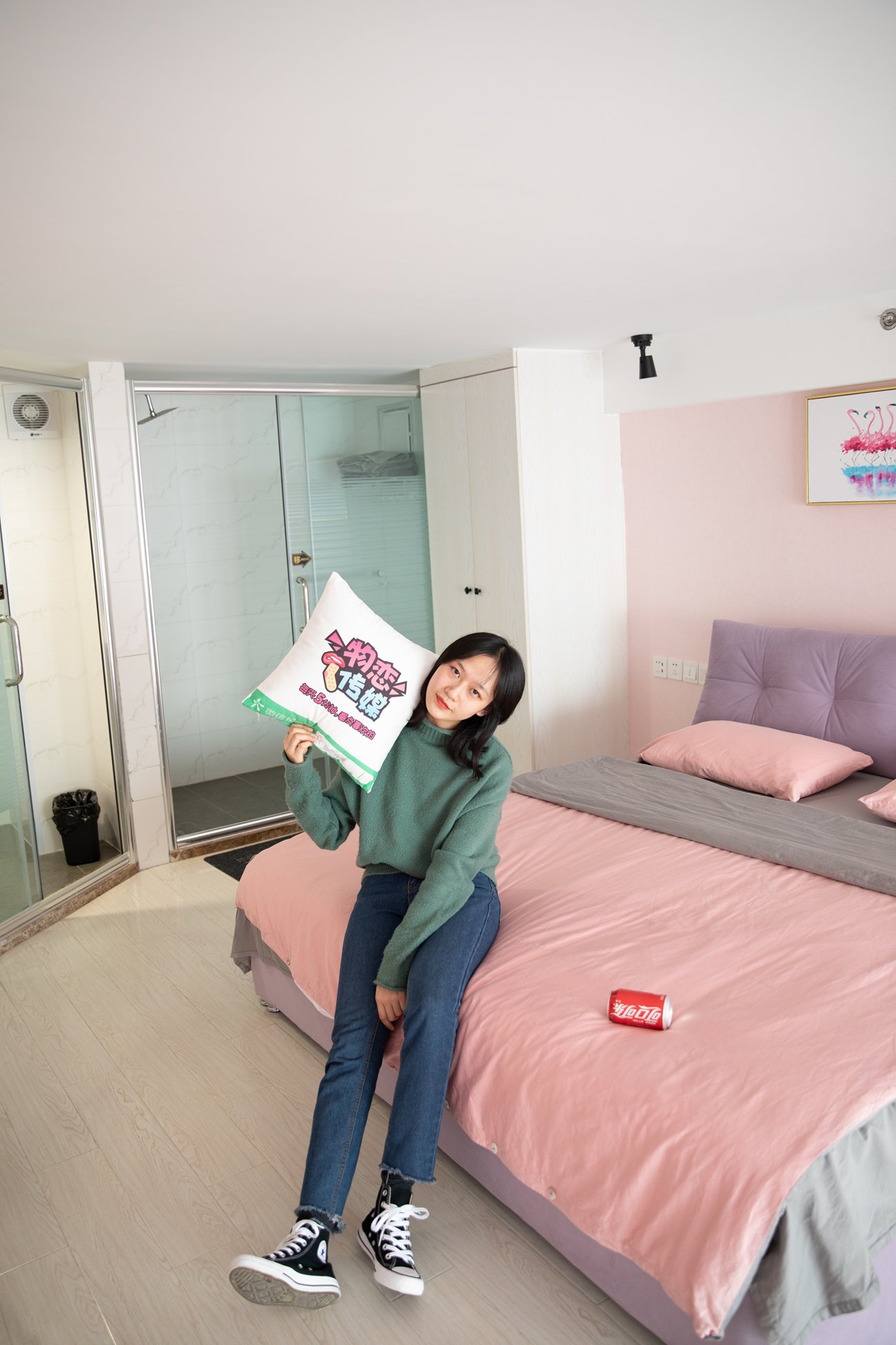 图片[175]-物恋传媒 No.093 落落-喂，放学以后学校对面奶茶店等你 [180P] – 速更版-美库