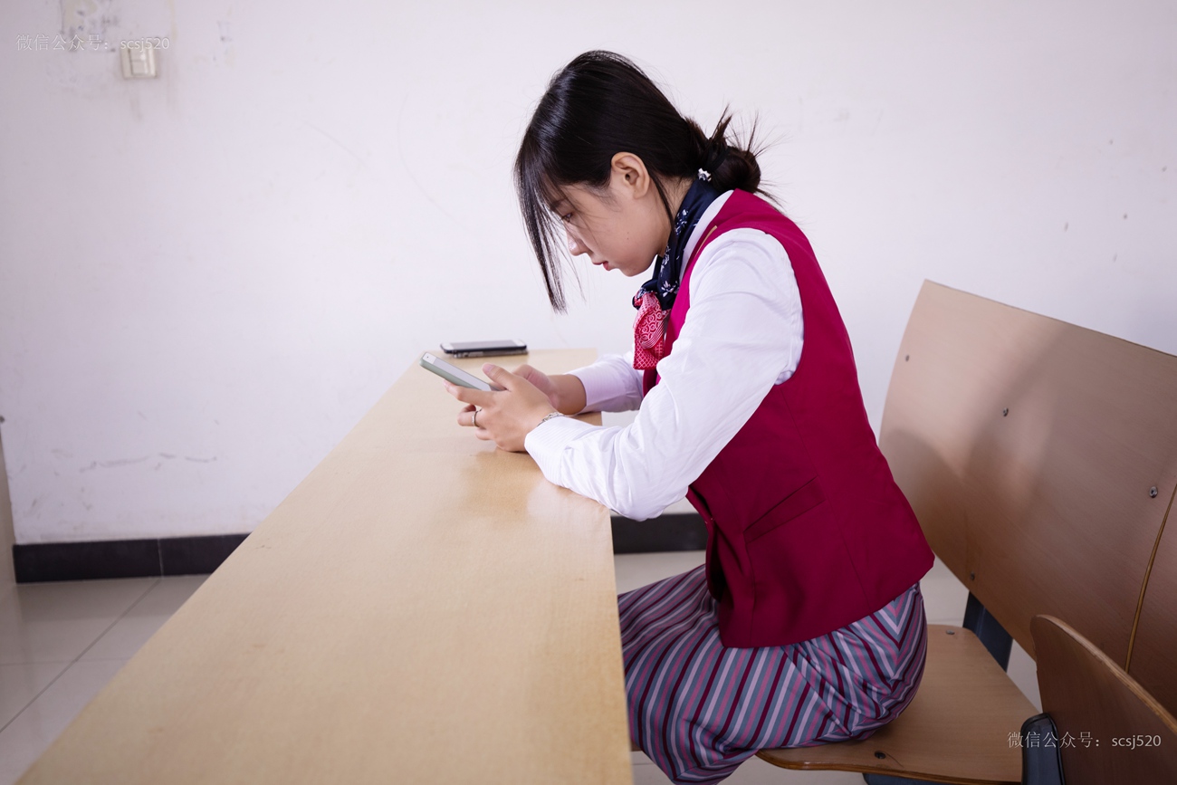 图片[78]-[LSS山茶摄影] NO.300 教室至服灰丝 [71P] – 速更版-美库