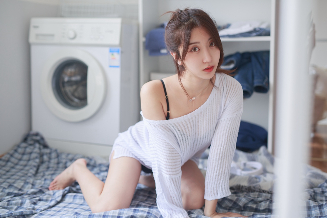 图片[29]-黑川 白色洞洞毛衣 [50P] – 速更版-美库