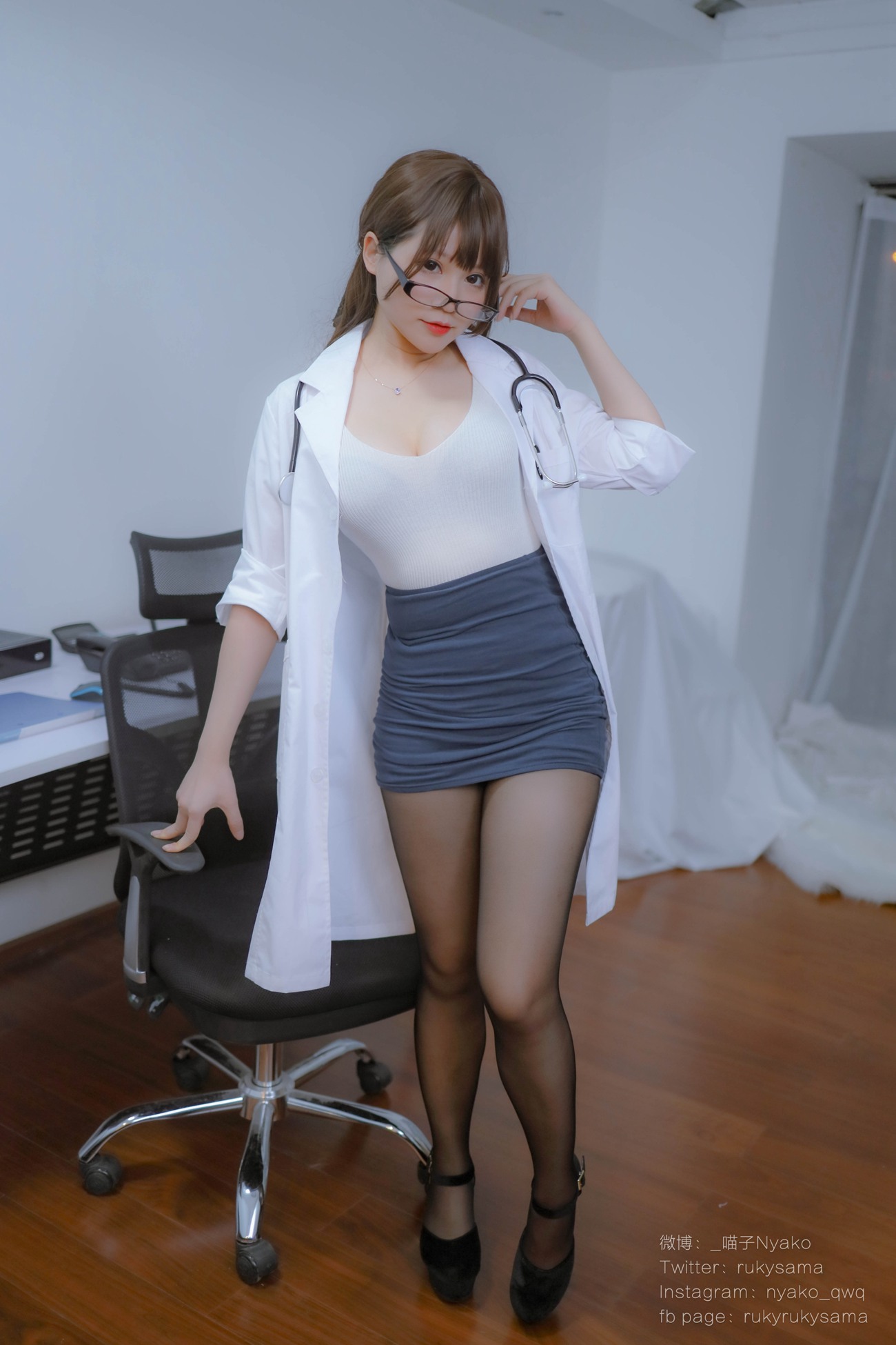 图片[104]-Nyako喵子 – 秘密病栋[130P] – 速更版-美库