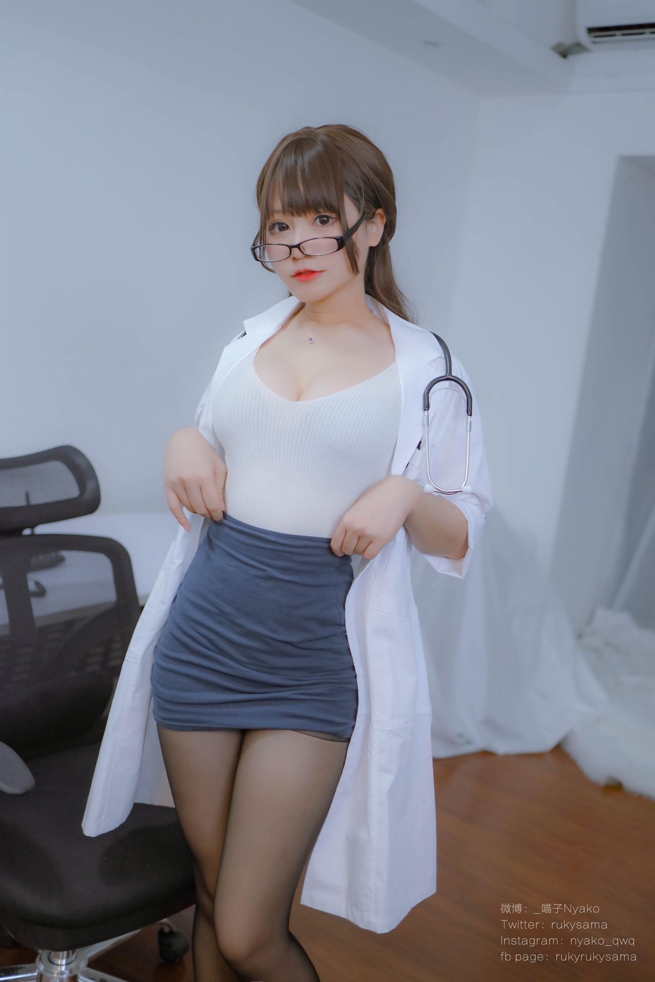 图片[105]-Nyako喵子 – 秘密病栋[130P] – 速更版-美库