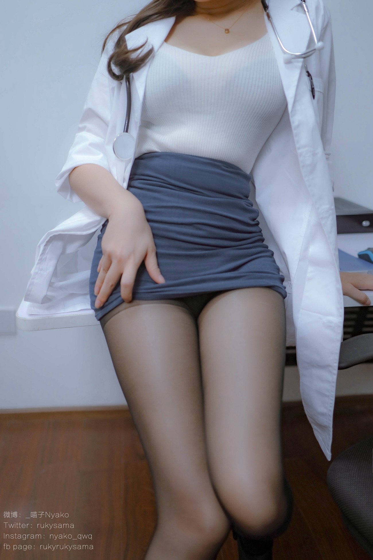 图片[113]-Nyako喵子 – 秘密病栋[130P] – 速更版-美库