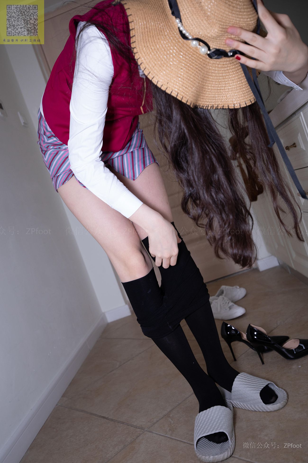 图片[30]-[LSS山茶摄影] NO.303 酸奶掉在丝袜上 [99P] – 速更版-美库