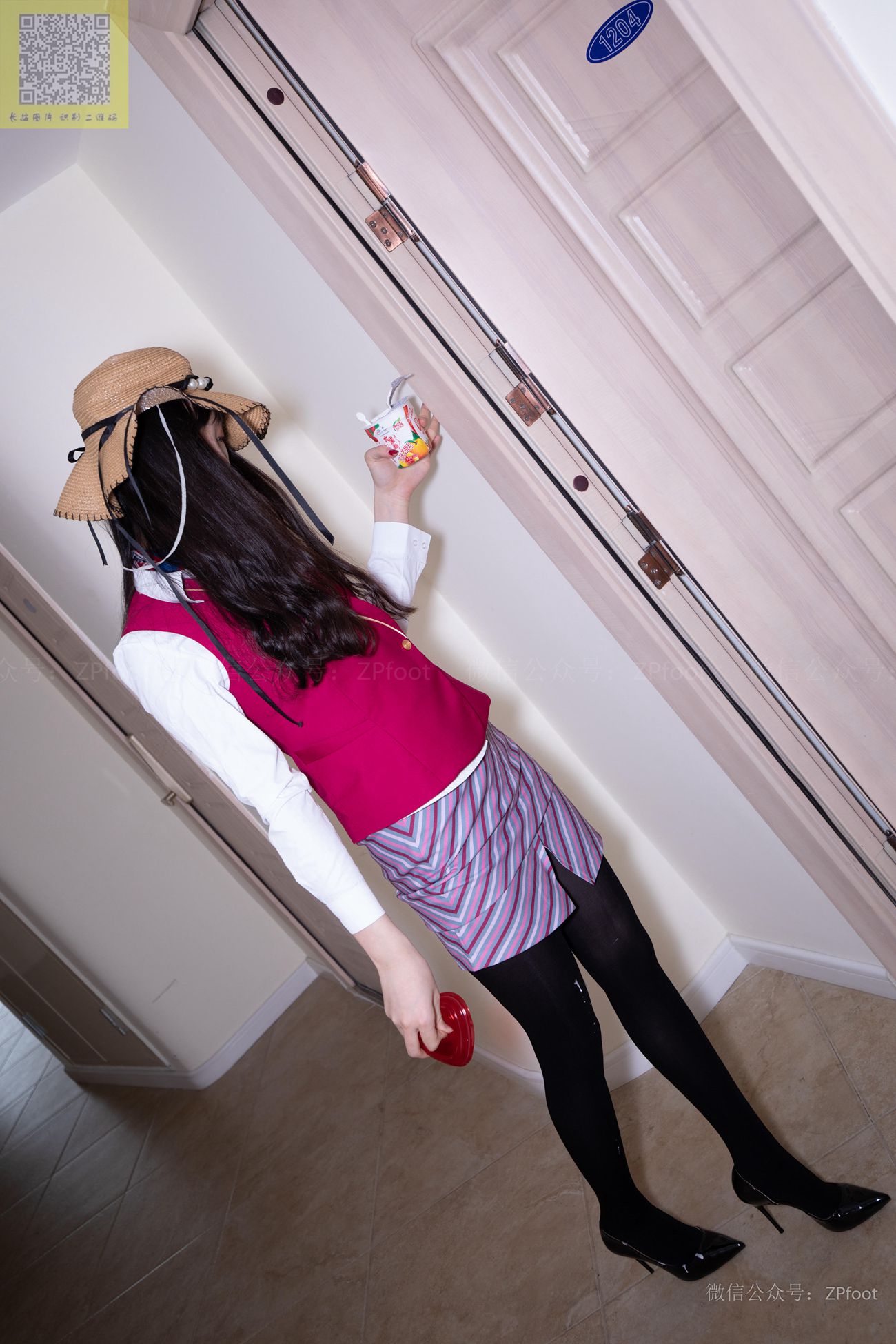 图片[58]-[LSS山茶摄影] NO.303 酸奶掉在丝袜上 [99P] – 速更版-美库