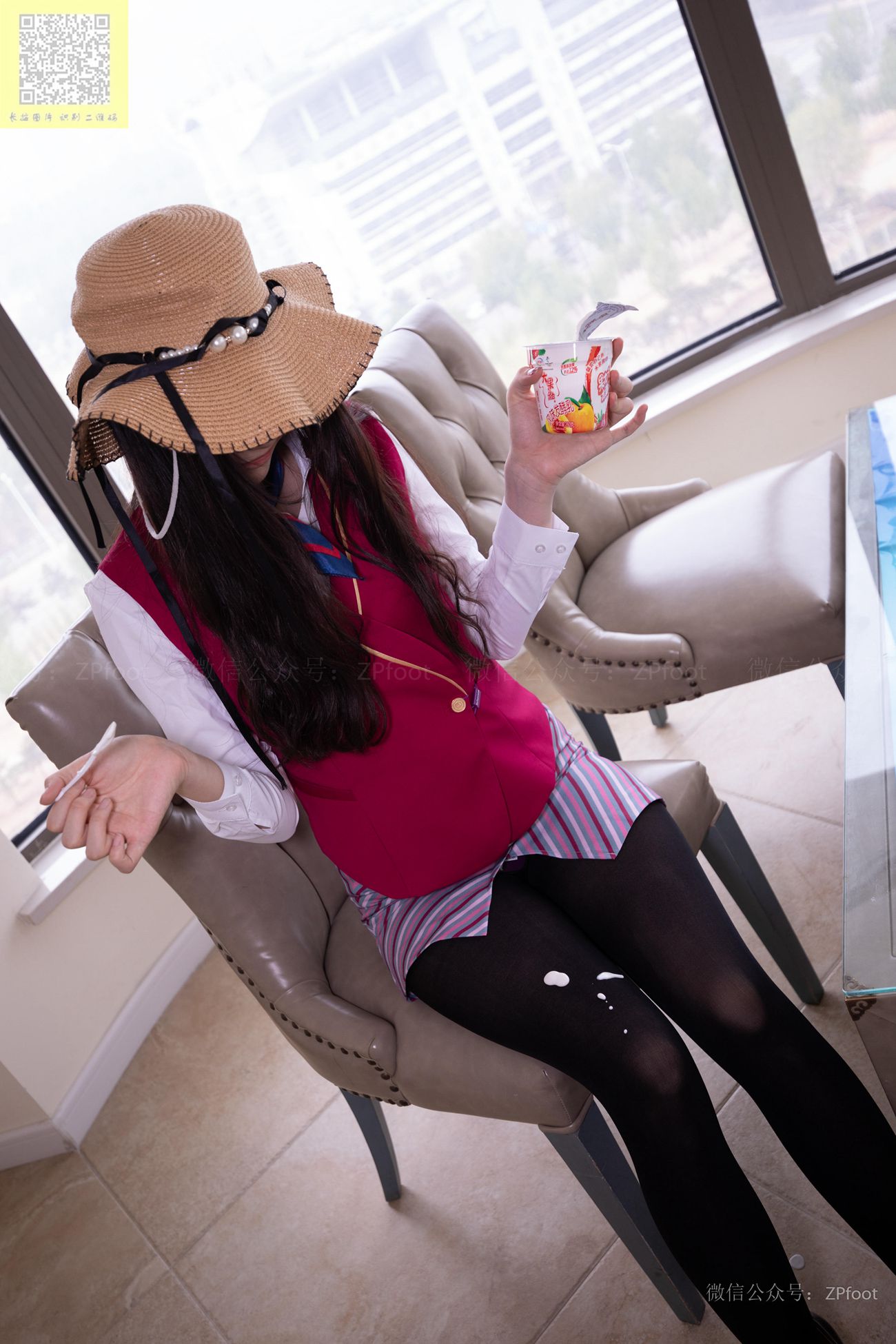 图片[64]-[LSS山茶摄影] NO.303 酸奶掉在丝袜上 [99P] – 速更版-美库