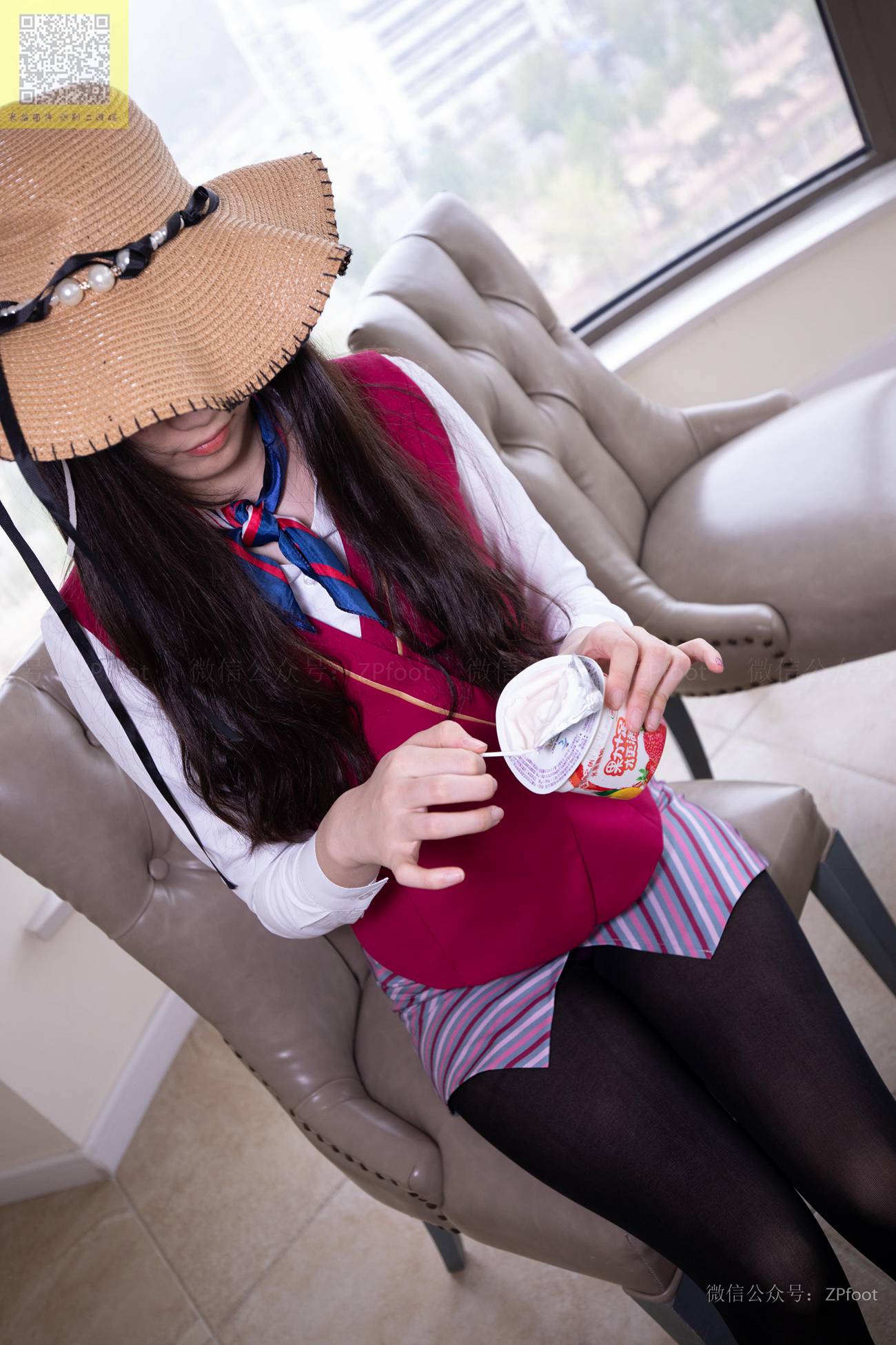 图片[68]-[LSS山茶摄影] NO.303 酸奶掉在丝袜上 [99P] – 速更版-美库