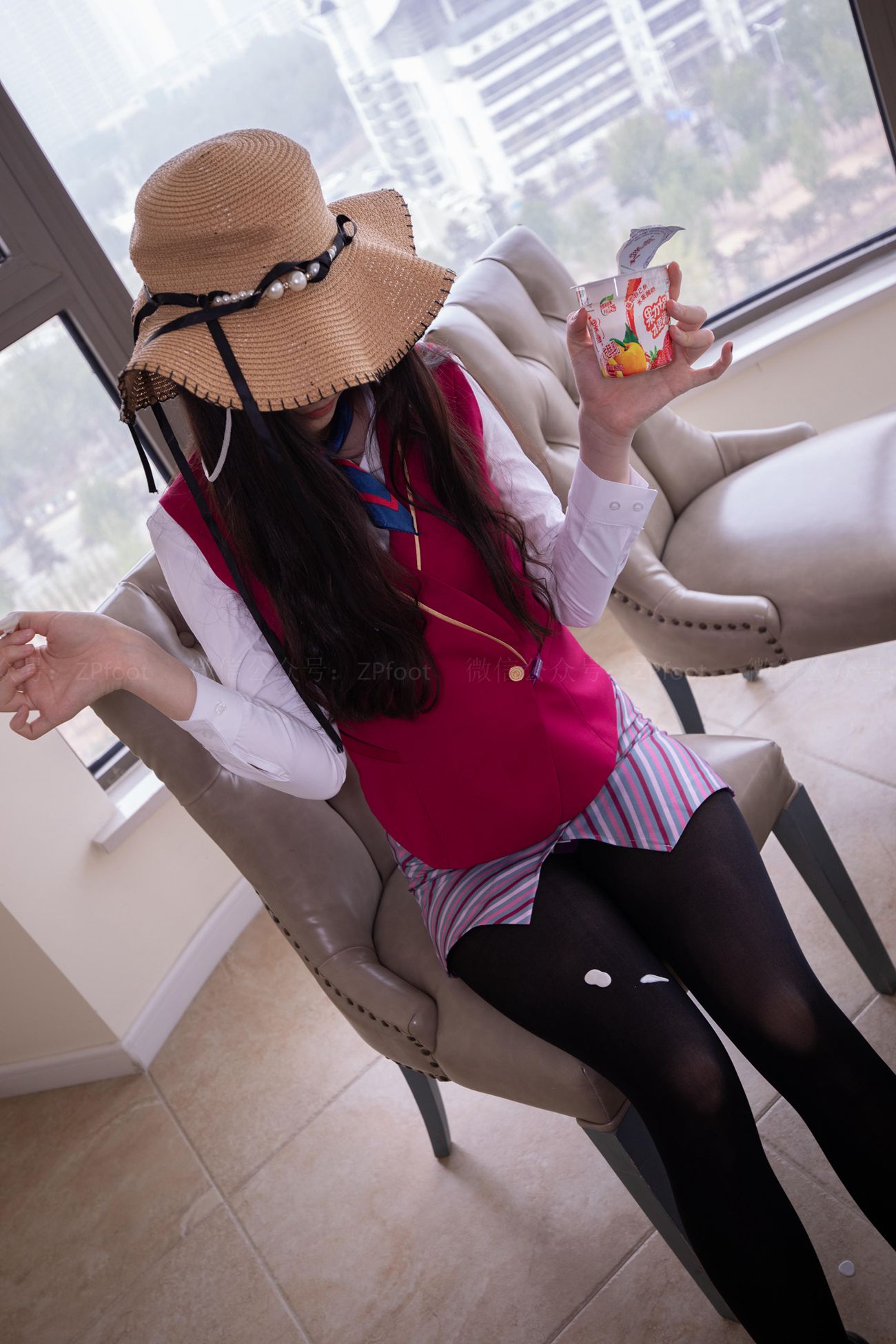 图片[88]-[LSS山茶摄影] NO.303 酸奶掉在丝袜上 [99P] – 速更版-美库