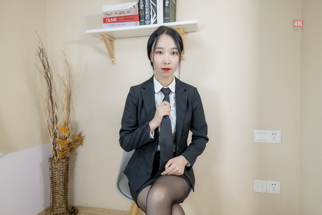 图片[19]-[Ligui丽柜]2021.09.01 《撩拨人的售楼小姐与她的薄丝袜》枫玥[75P] – 速更版-美库