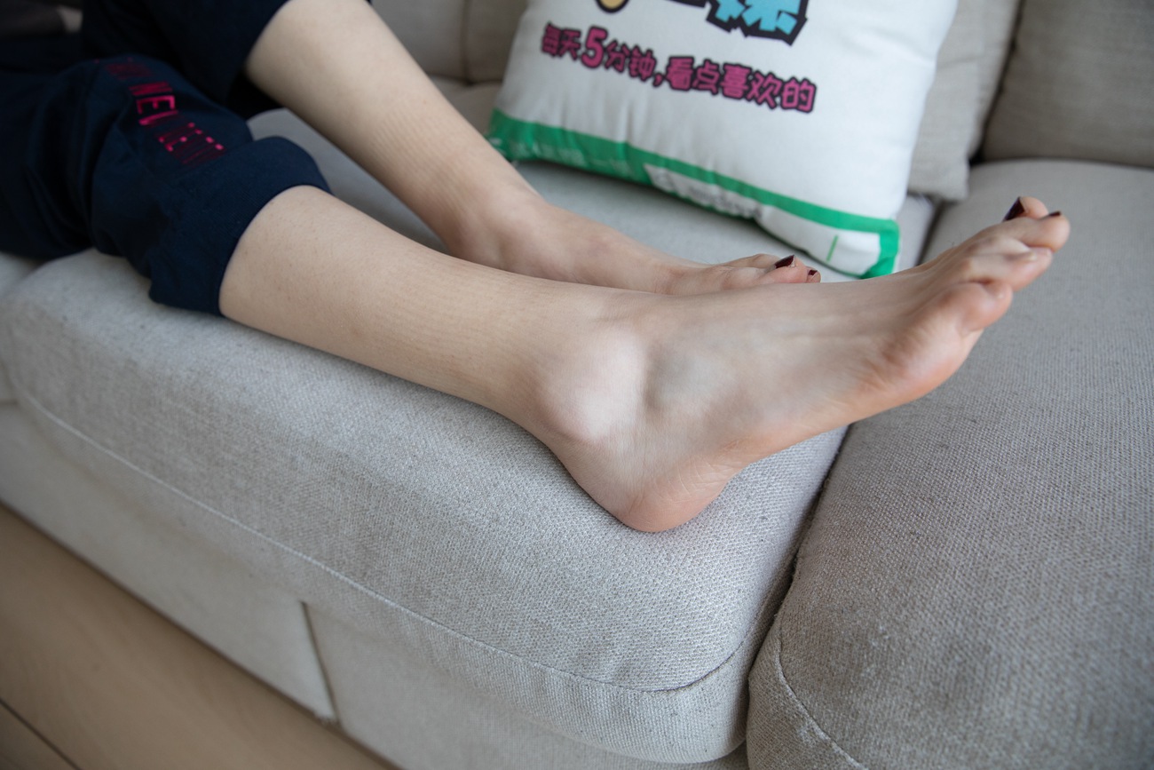 图片[37]-[物恋传媒] NO.099 佳琪-可御可萌-浪漫红唇的温柔 [149P] – 速更版-美库