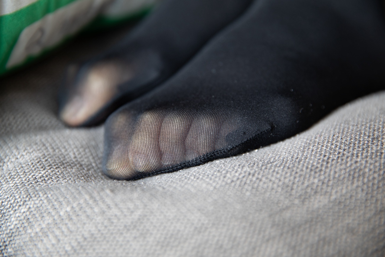 图片[13]-勿恋传媒 No.100 璐璐-小舒淇的冷与姓感黑丝 [99P] – 速更版-美库