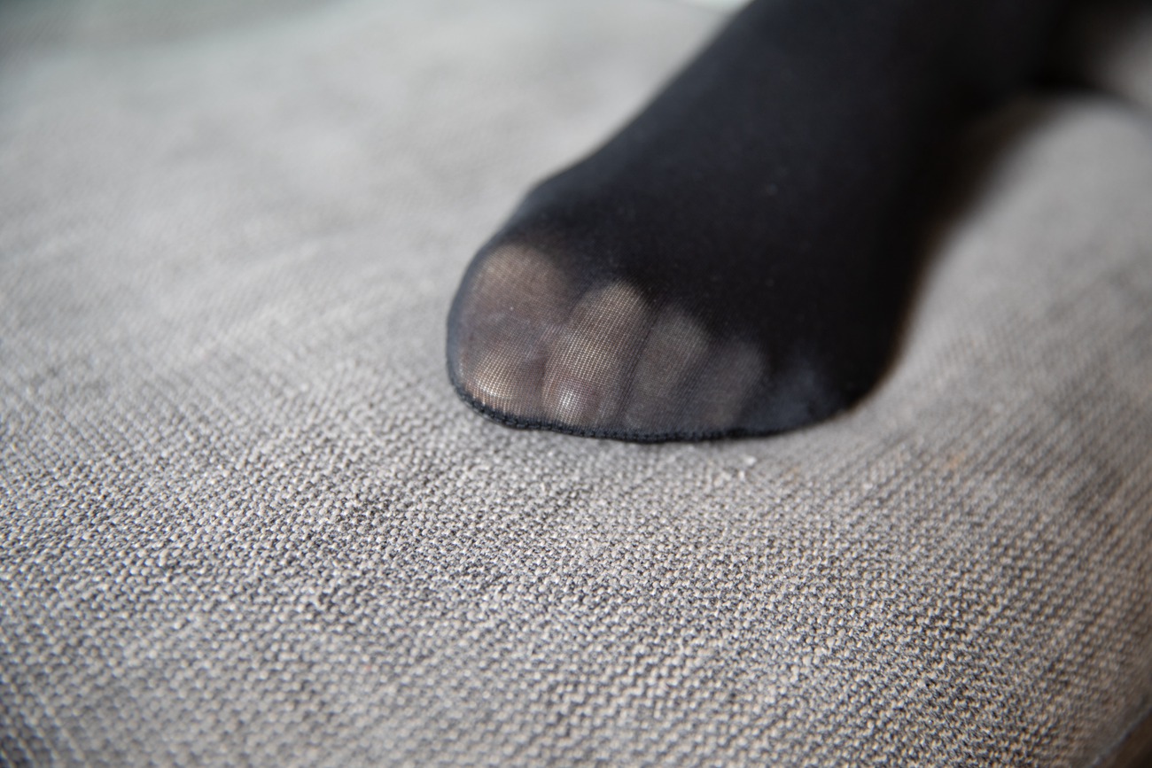 图片[17]-勿恋传媒 No.100 璐璐-小舒淇的冷与姓感黑丝 [99P] – 速更版-美库