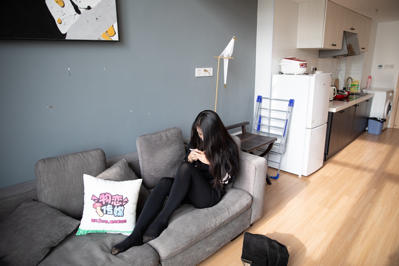 图片[25]-勿恋传媒 No.100 璐璐-小舒淇的冷与姓感黑丝 [99P] – 速更版-美库