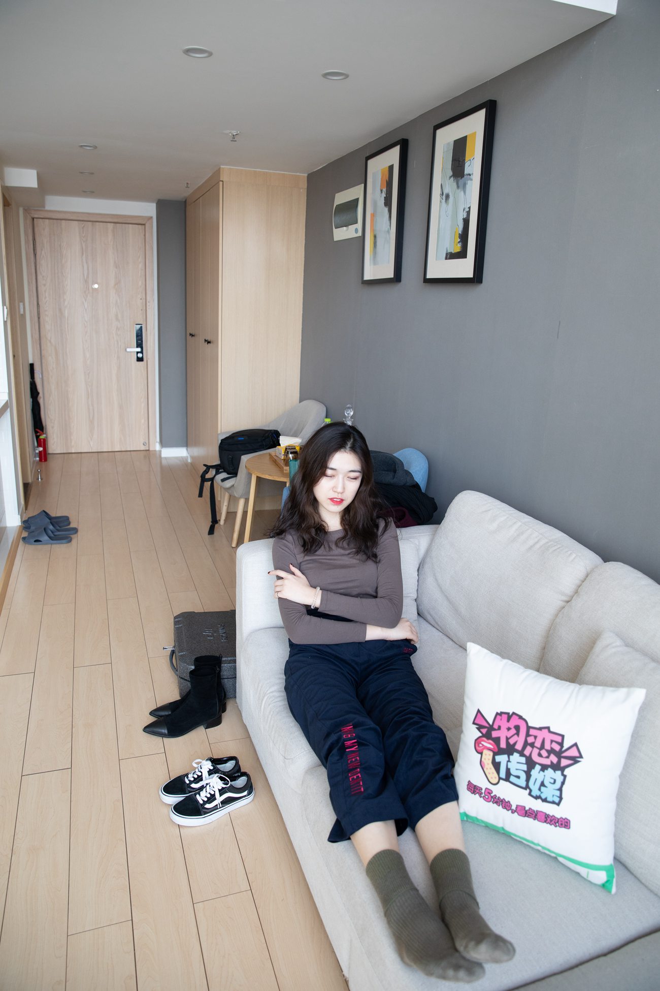 图片[76]-[物恋传媒] NO.099 佳琪-可御可萌-浪漫红唇的温柔 [149P] – 速更版-美库