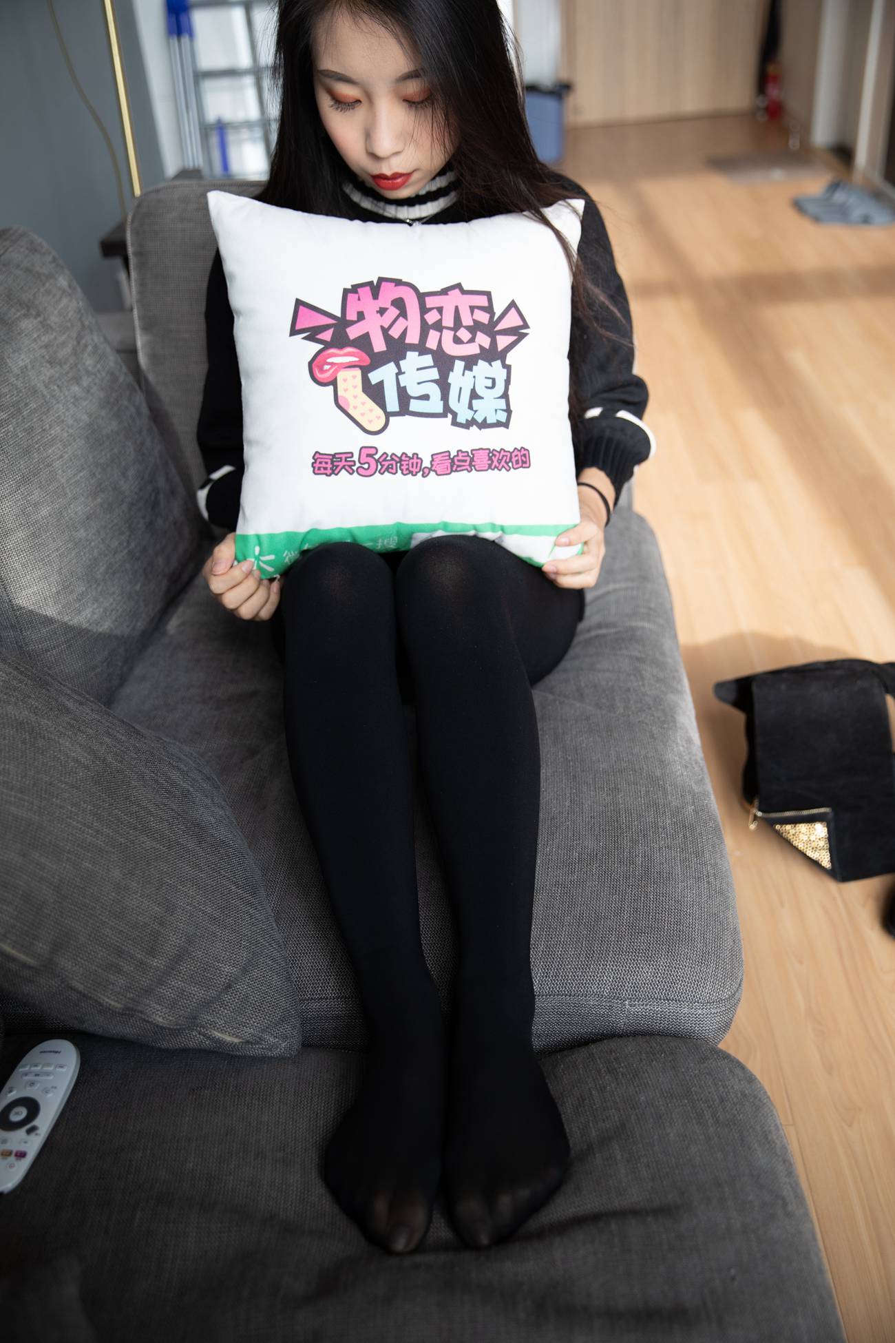 图片[49]-勿恋传媒 No.100 璐璐-小舒淇的冷与姓感黑丝 [99P] – 速更版-美库