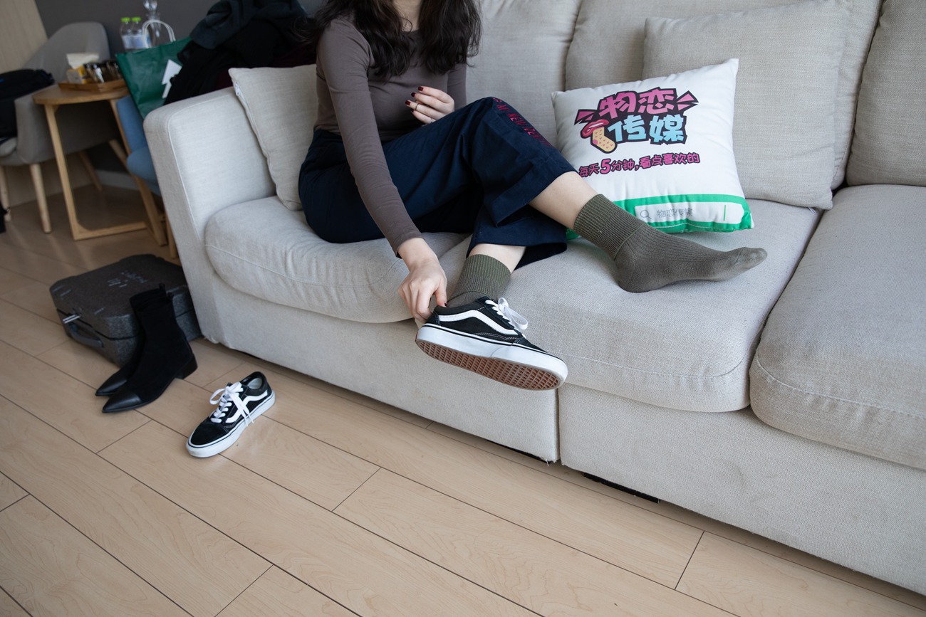 图片[103]-[物恋传媒] NO.099 佳琪-可御可萌-浪漫红唇的温柔 [149P] – 速更版-美库