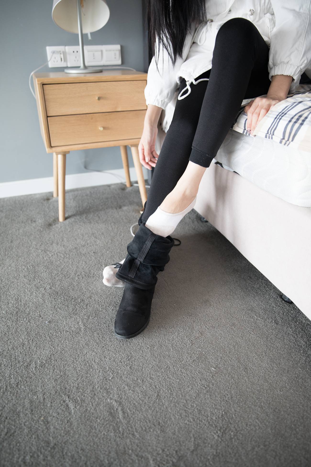 图片[123]-勿恋传媒 No.101 苏镶-气质女神的过膝长靴 [188P] – 速更版-美库