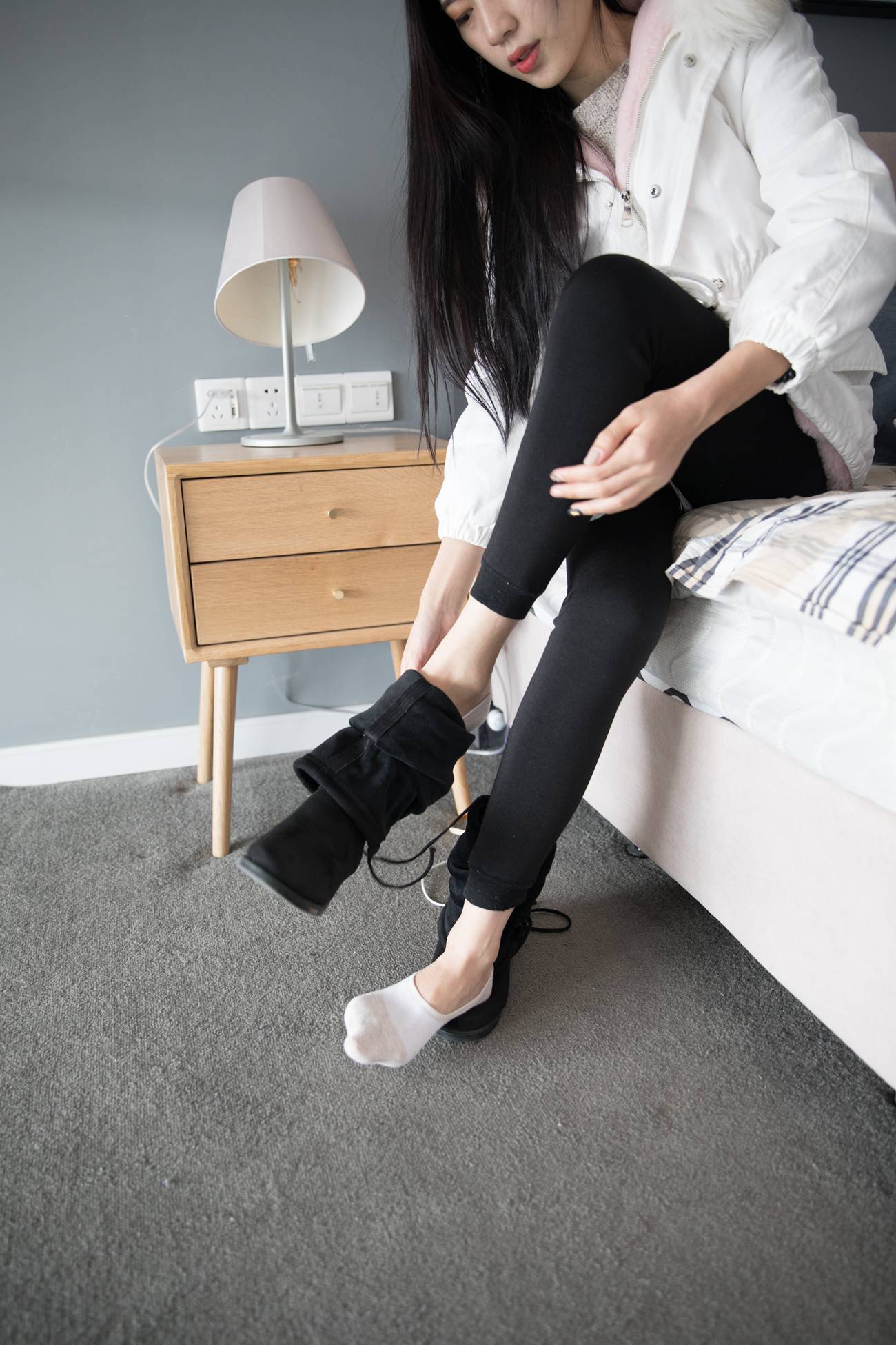 图片[124]-勿恋传媒 No.101 苏镶-气质女神的过膝长靴 [188P] – 速更版-美库