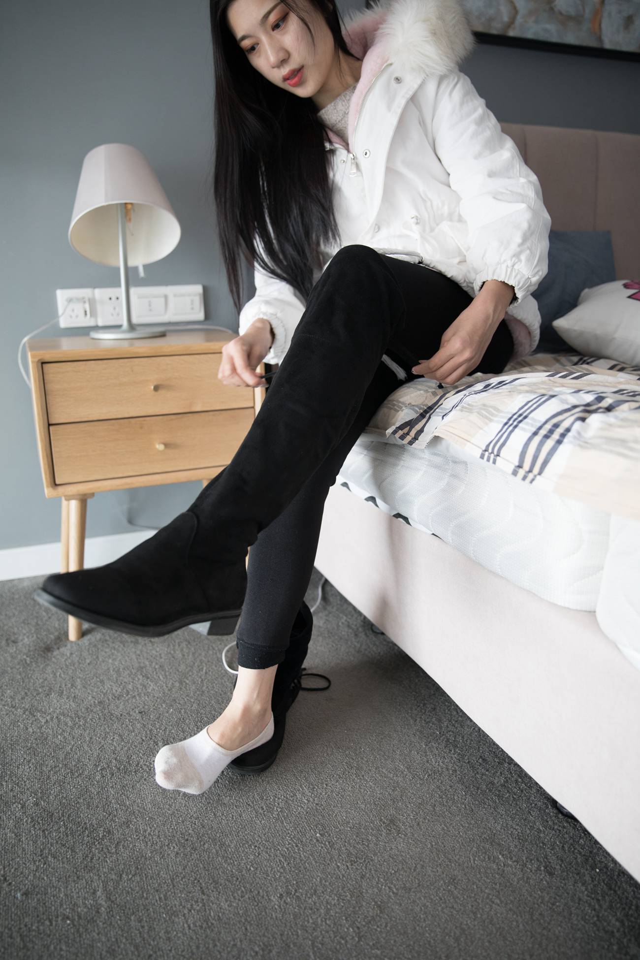 图片[133]-勿恋传媒 No.101 苏镶-气质女神的过膝长靴 [188P] – 速更版-美库