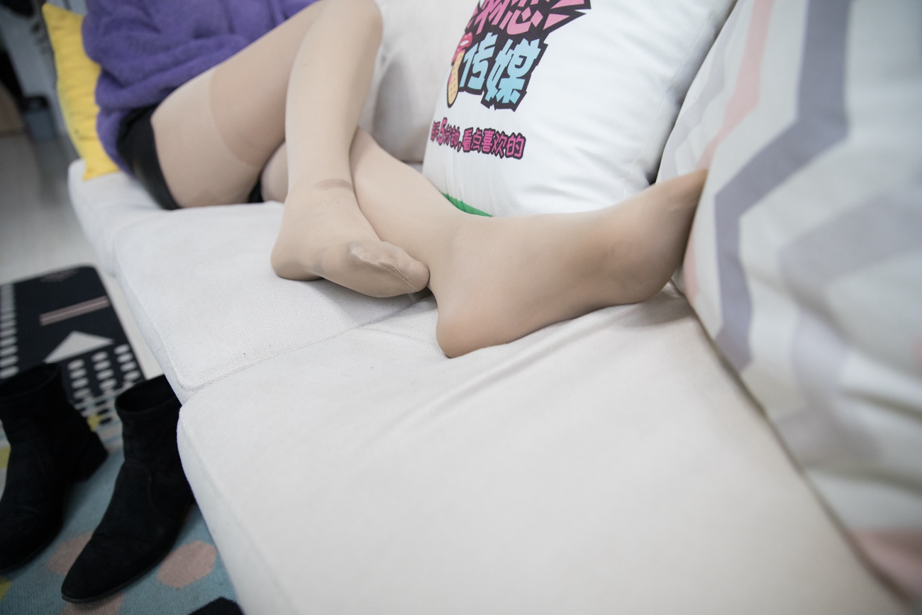 图片[88]-勿恋传媒 No.103 语梦-她和她的七彩肉丝梦境 [159P] – 速更版-美库