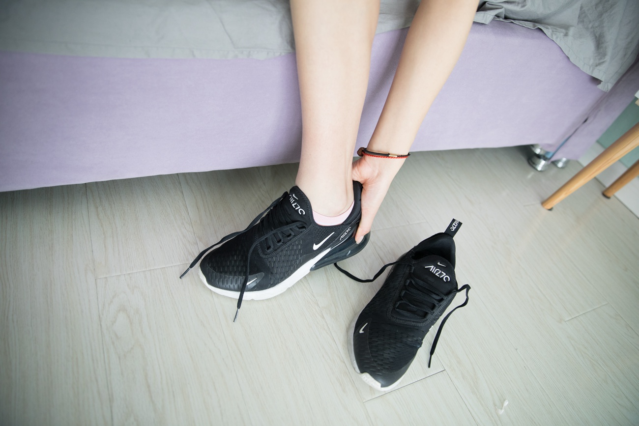 图片[115]-勿恋传媒 No.105 小飞-你是我爱笑的短发姑娘 [152P] – 速更版-美库